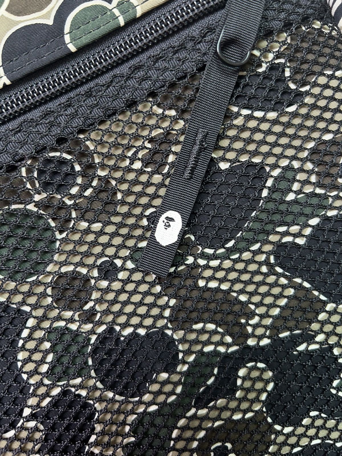 Bape 2001 BAPE Psyche camo PC Case Bag Size ONE SIZE - 6 Thumbnail