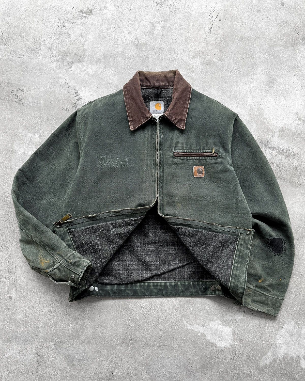 Carhartt Distressed Vintage Carhartt Detroit Jacket J97 MOS Size US M / EU 48-50 / 2 - 4 Thumbnail