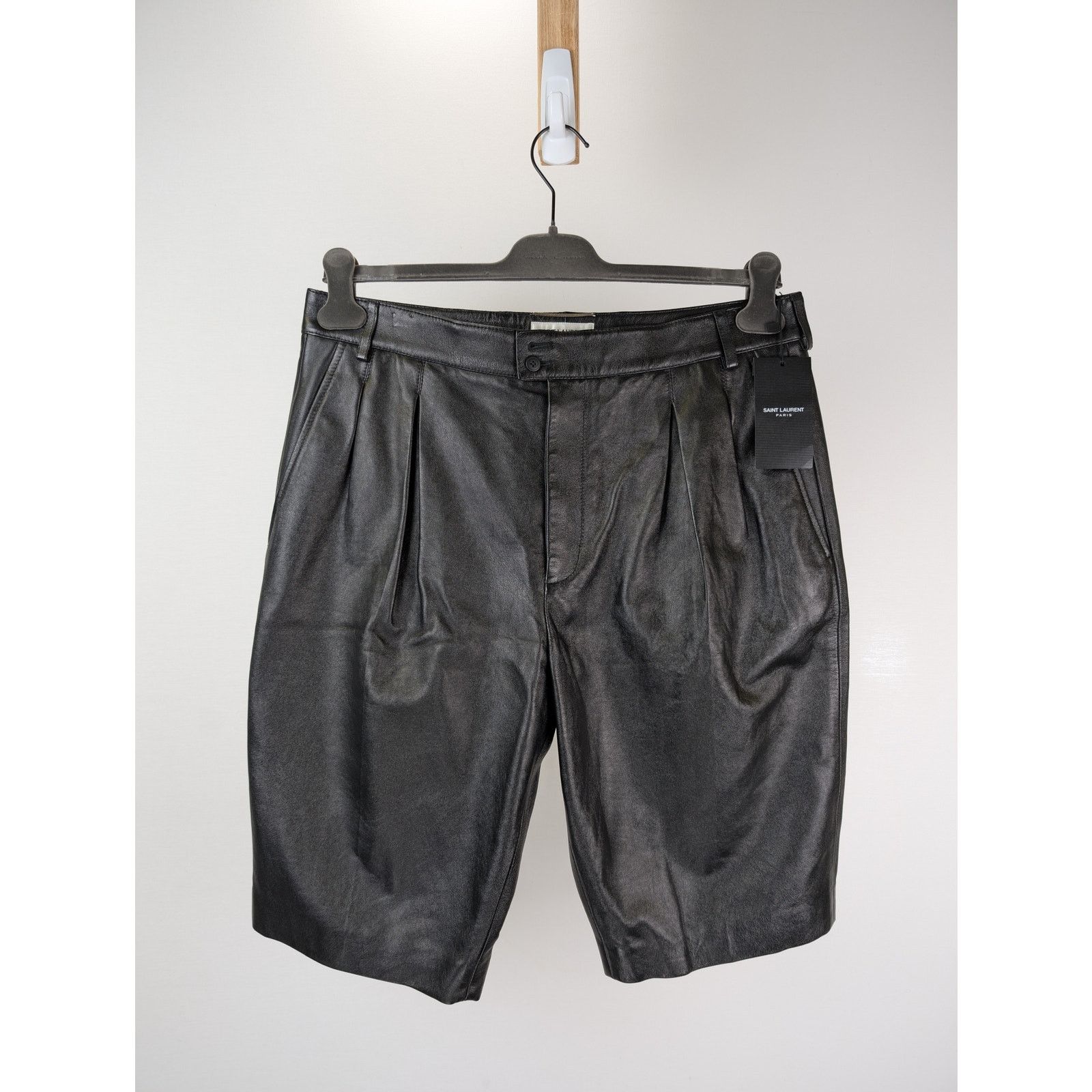 Saint Laurent Paris o1rshd1 Leather Bermuda Shorts in Black Size US 34 / EU 50 - 2 Thumbnail