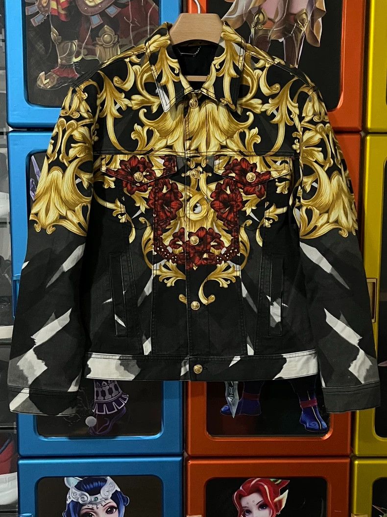 Versace Versace Denim jacket jacket cotton suit Size US XL / EU 56 / 4 - 1 Thumbnail