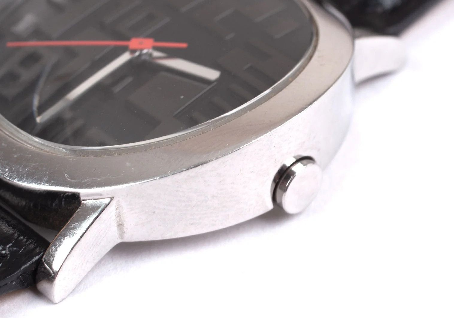 Jean Paul Gaultier Metal Face Wristwatch in Black Size ONE SIZE - 4 Thumbnail