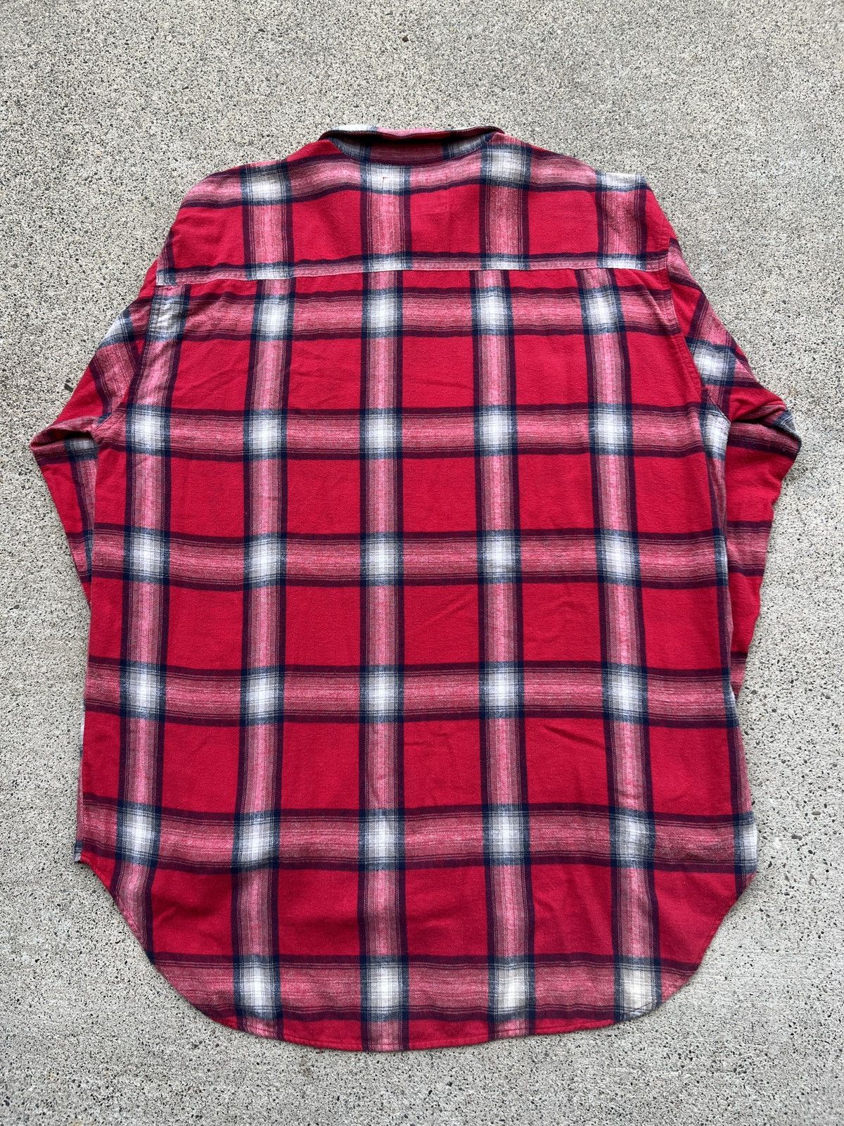 Levi's Vintage 1993 Levi’s Red Plaid Button-Up Flannel Size XL Size US XL / EU 56 / 4 - 2 Thumbnail