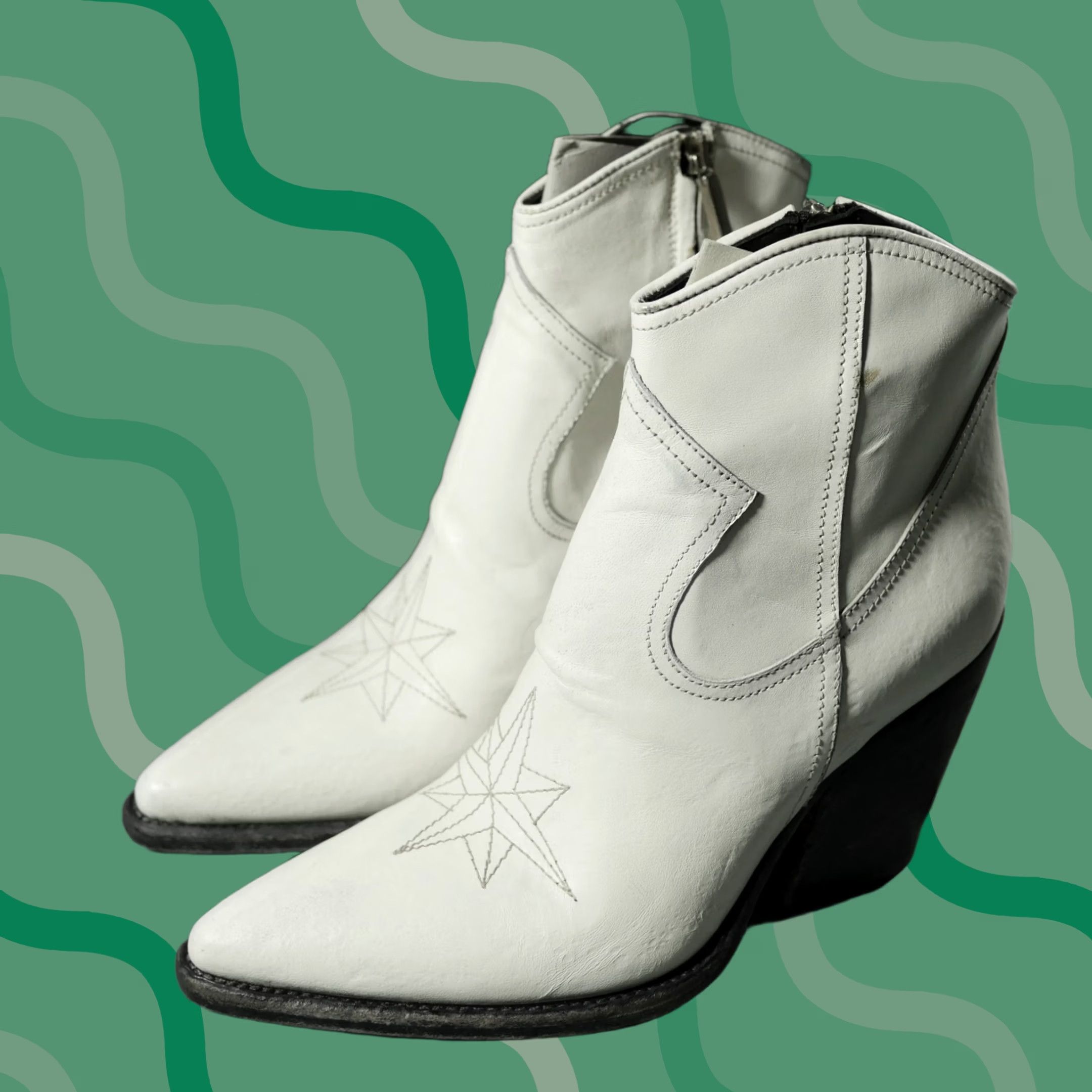 Vintage Alessandro Vasini Boots Womens 9 White Alyson Zip Ankle Western Distressed Italy Size US 9 / IT 39 - 1 Thumbnail