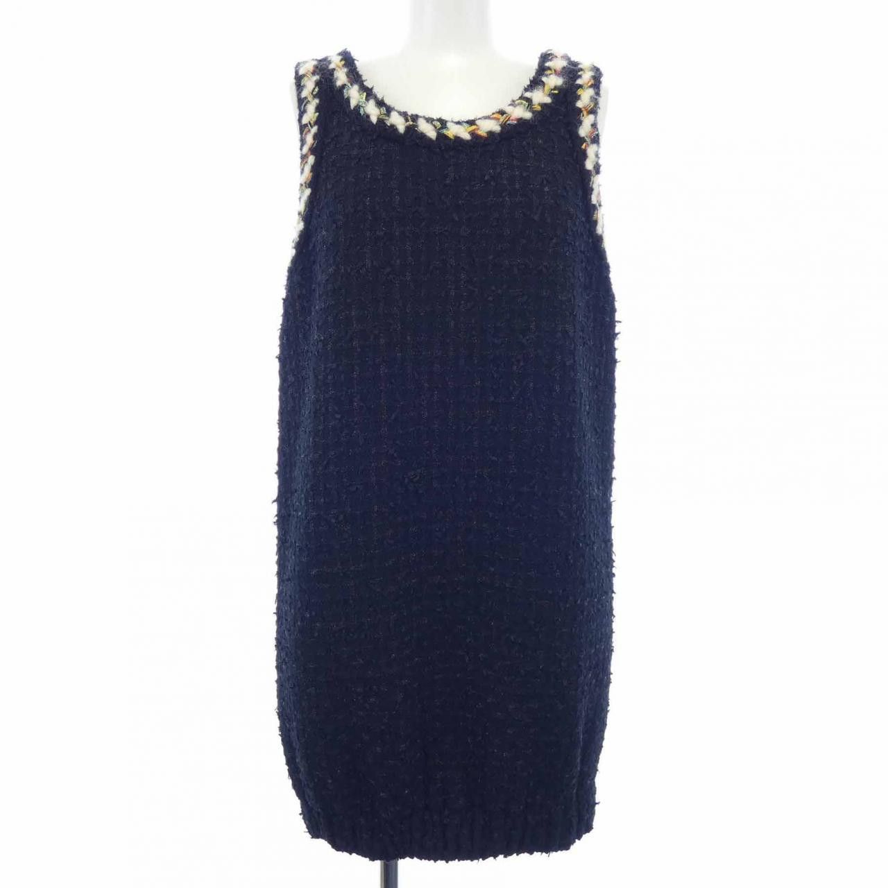 Chanel Chanel Chanel P75267V66430 Dress Others Dresses P75267V66430 DUTY FREE for USA Size ONE SIZE - 1 Thumbnail