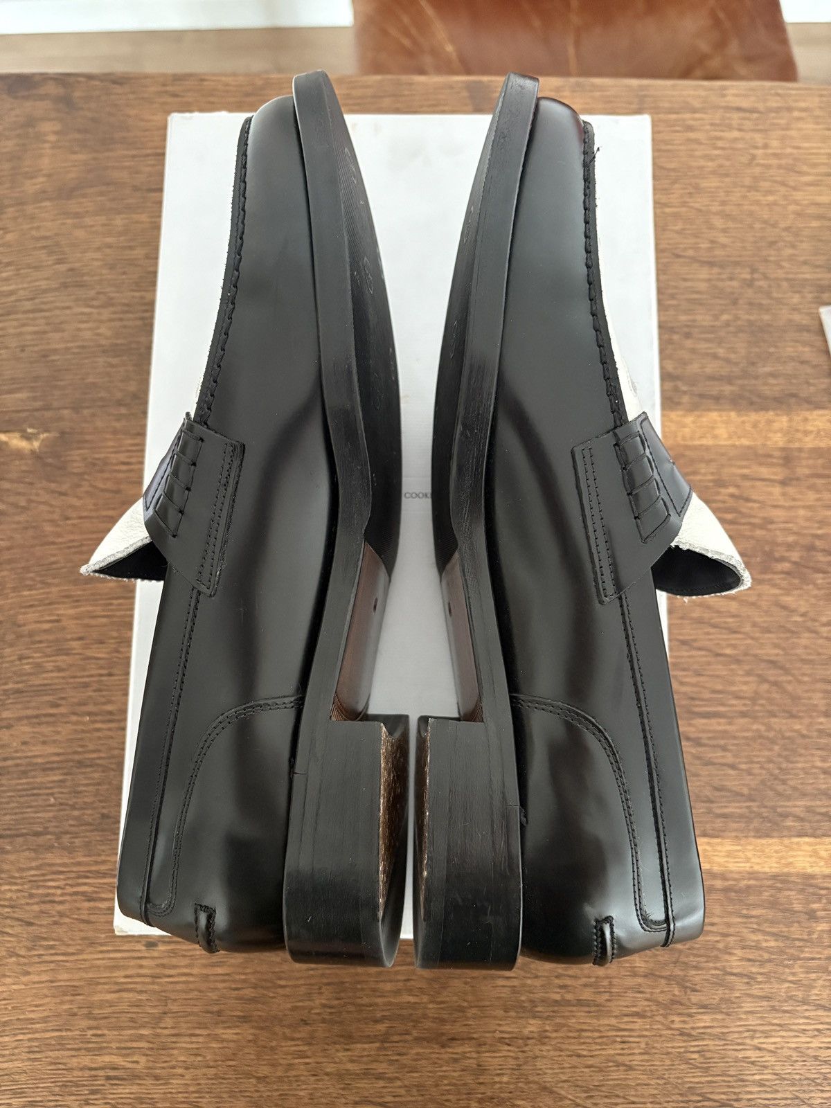 Stefan Cooke Stefan Cooke black and white loafers size 11 Size US 11 / EU 44 - 6 Thumbnail