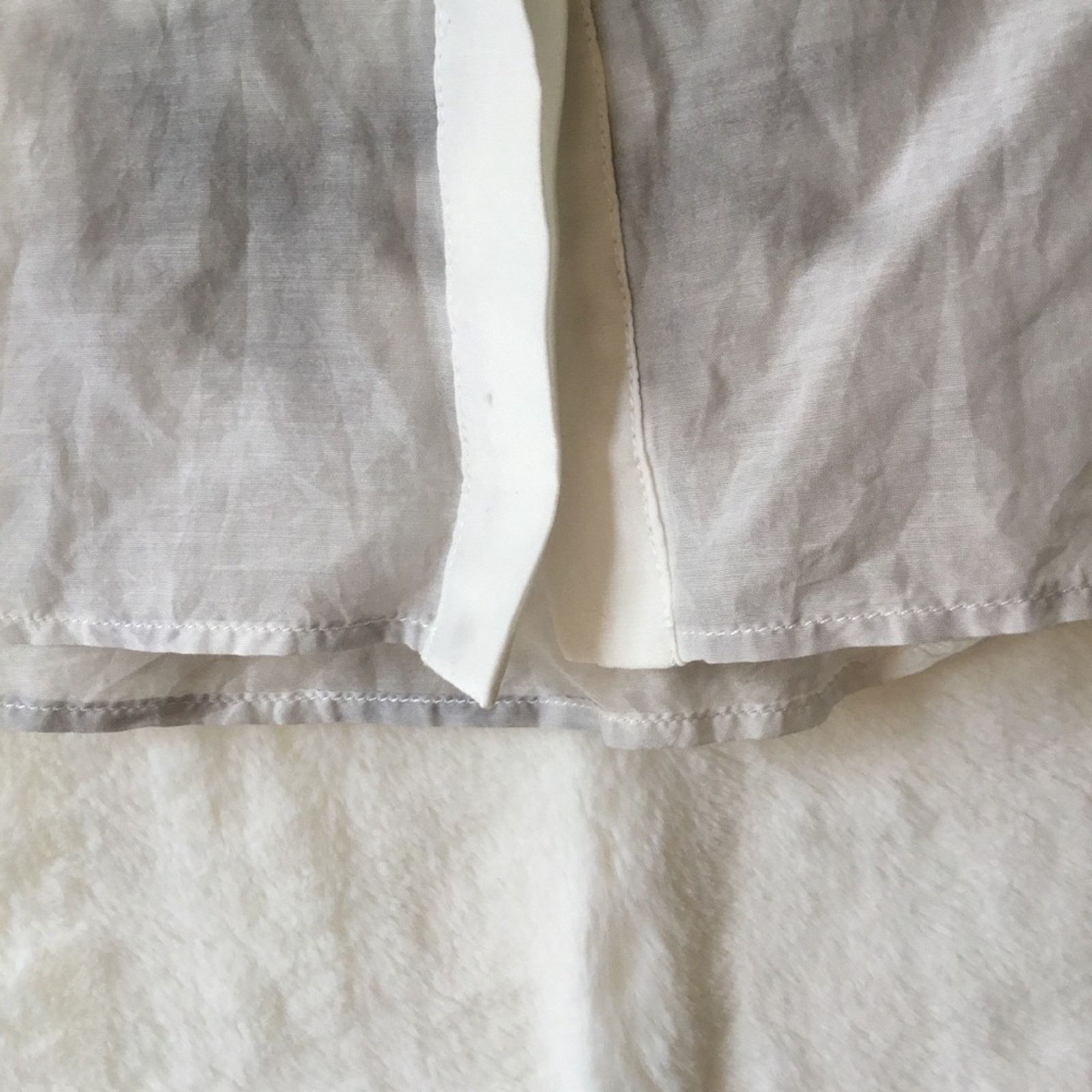 Bcbgmaxazria BCBGMaxAzria White& Gray Tie-Dye Roll-tab Sleeve Silk Blouse Size S / US 4 / IT 40 - 6 Thumbnail