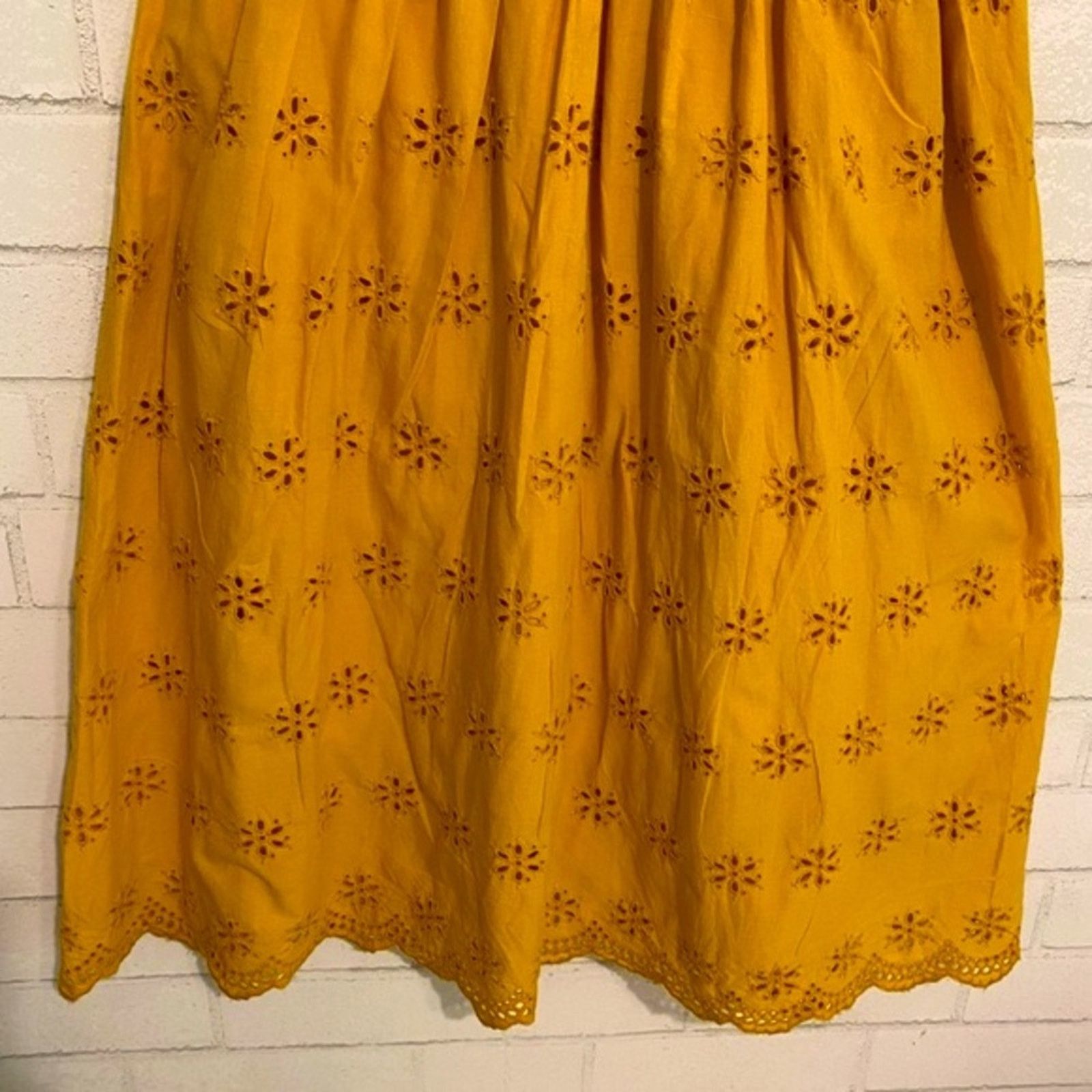Madewell Madewell $150 2023 Scalloped Eyelet Midi Dress sz 0 Sold Out Size XS / US 0-2 / IT 36-38 - 10 Thumbnail