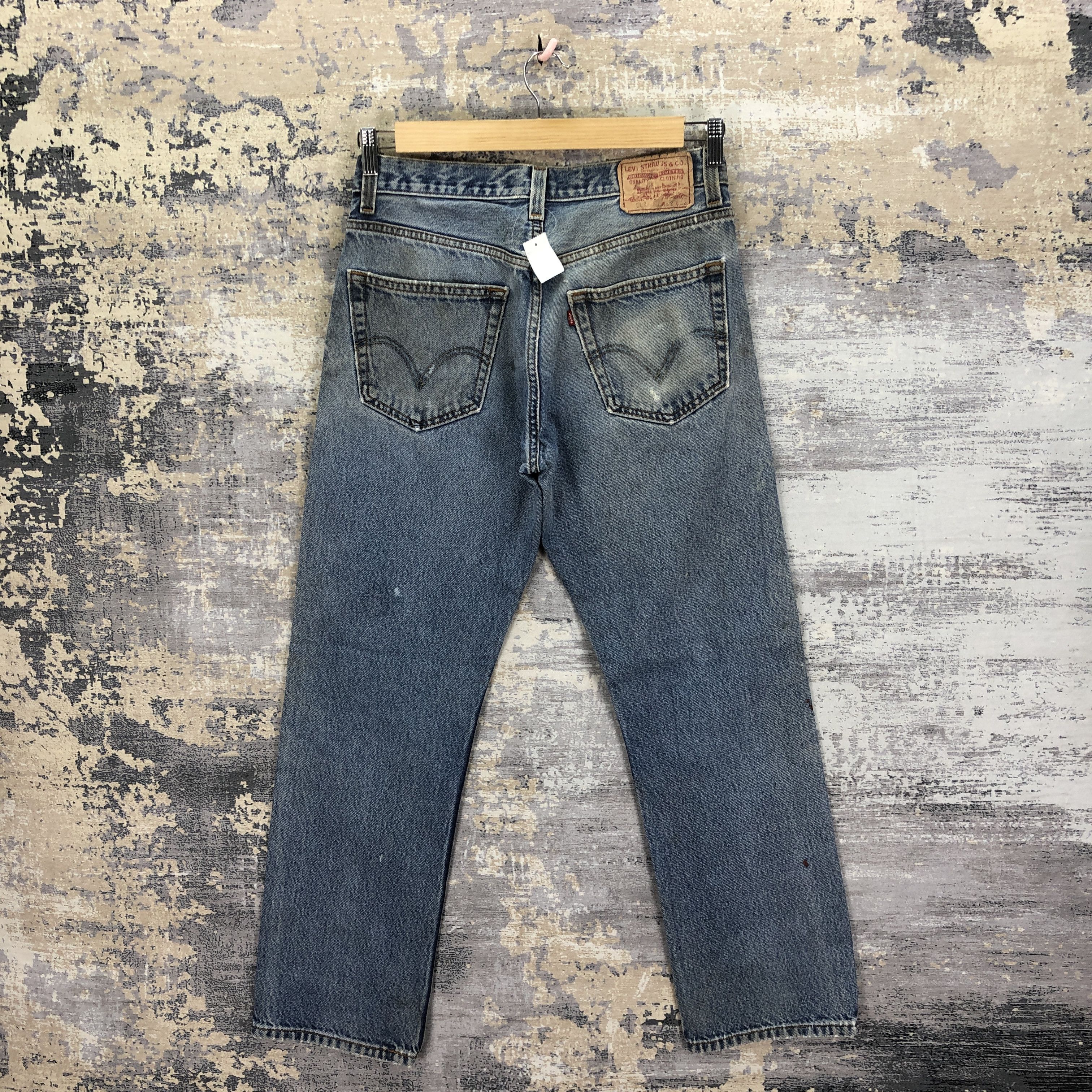 Levi's Vintage Dirty Levis 505 Jeans Levi's Faded Stonewash Denim Size US 30 / EU 46 - 2 Thumbnail