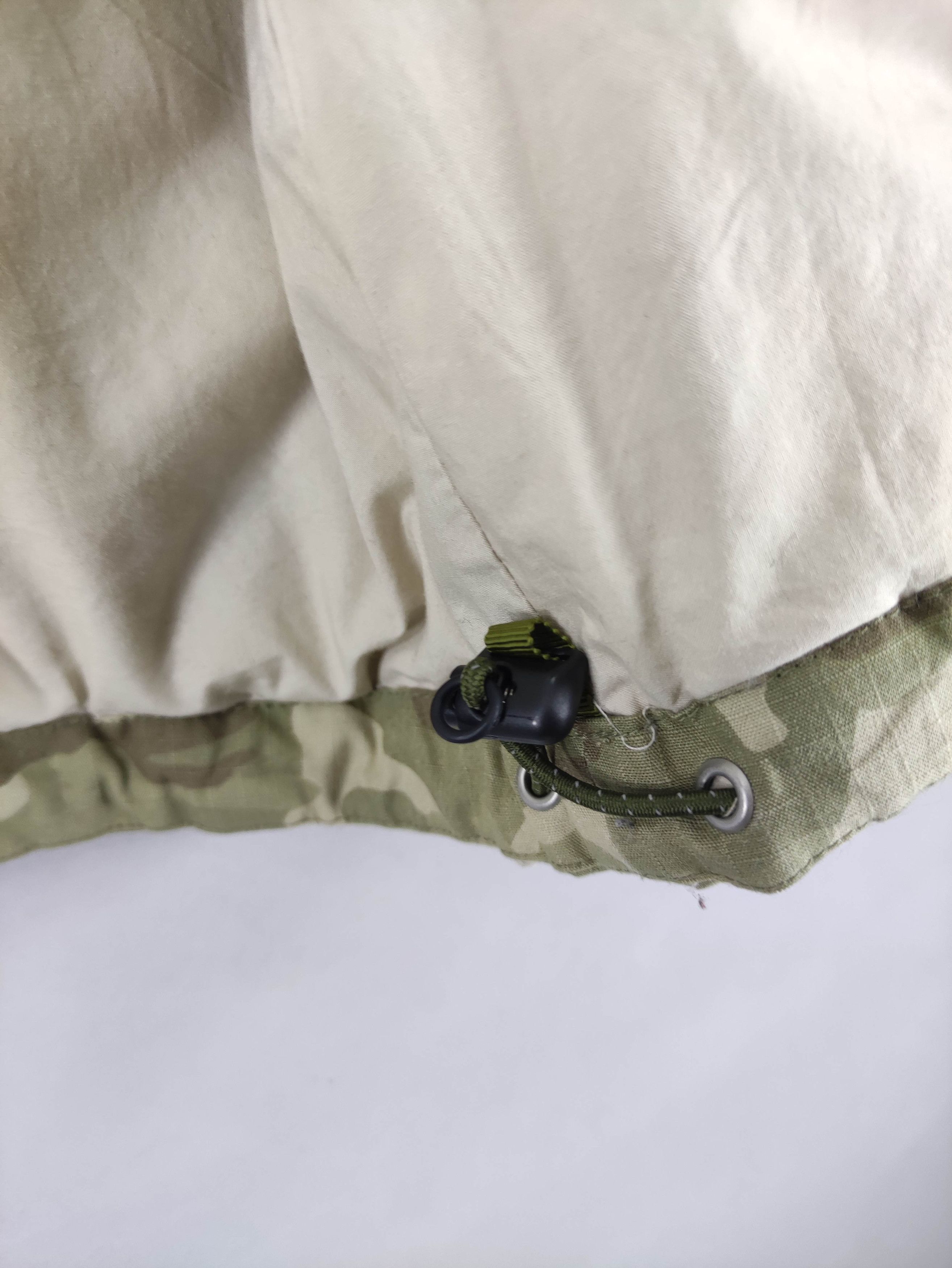 Japanese Brand Vintage Hectic Camouflage Vest Size US L / EU 52-54 / 3 - 12 Thumbnail