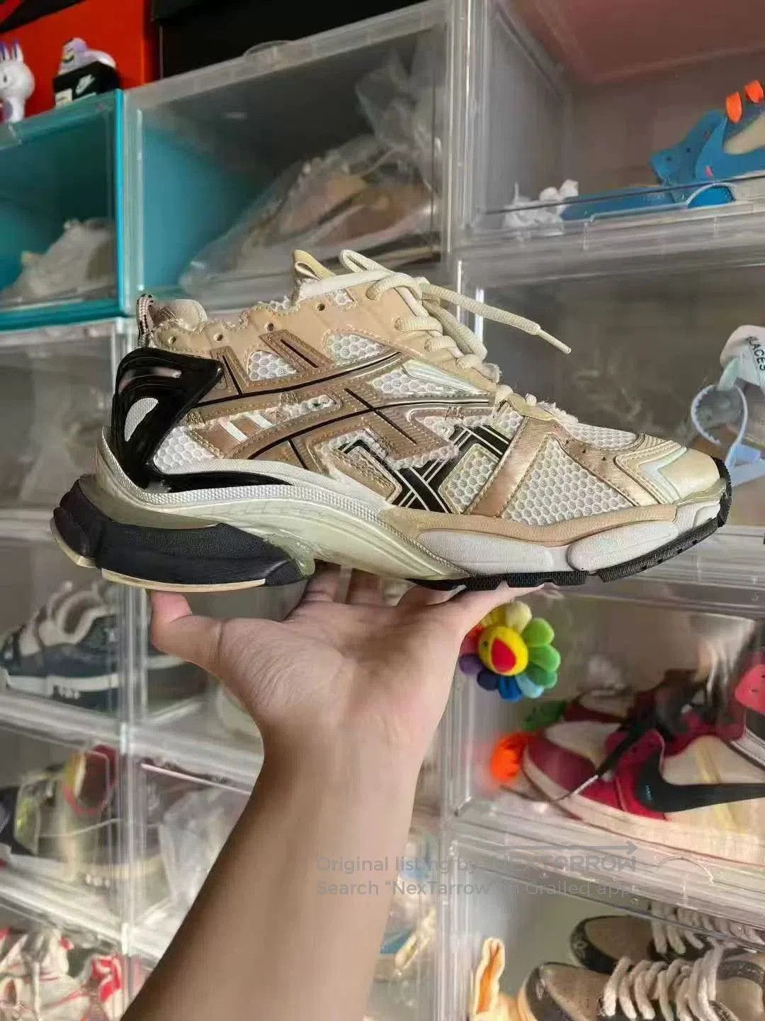 Balenciaga balenciaga runner beige gold sneakers size 42. Size US 9 / EU 42 - 4 Thumbnail