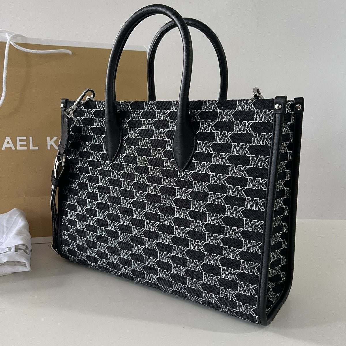 Michael Kors Authentic michael kors mirella black tote bag Size ONE SIZE - 6 Thumbnail