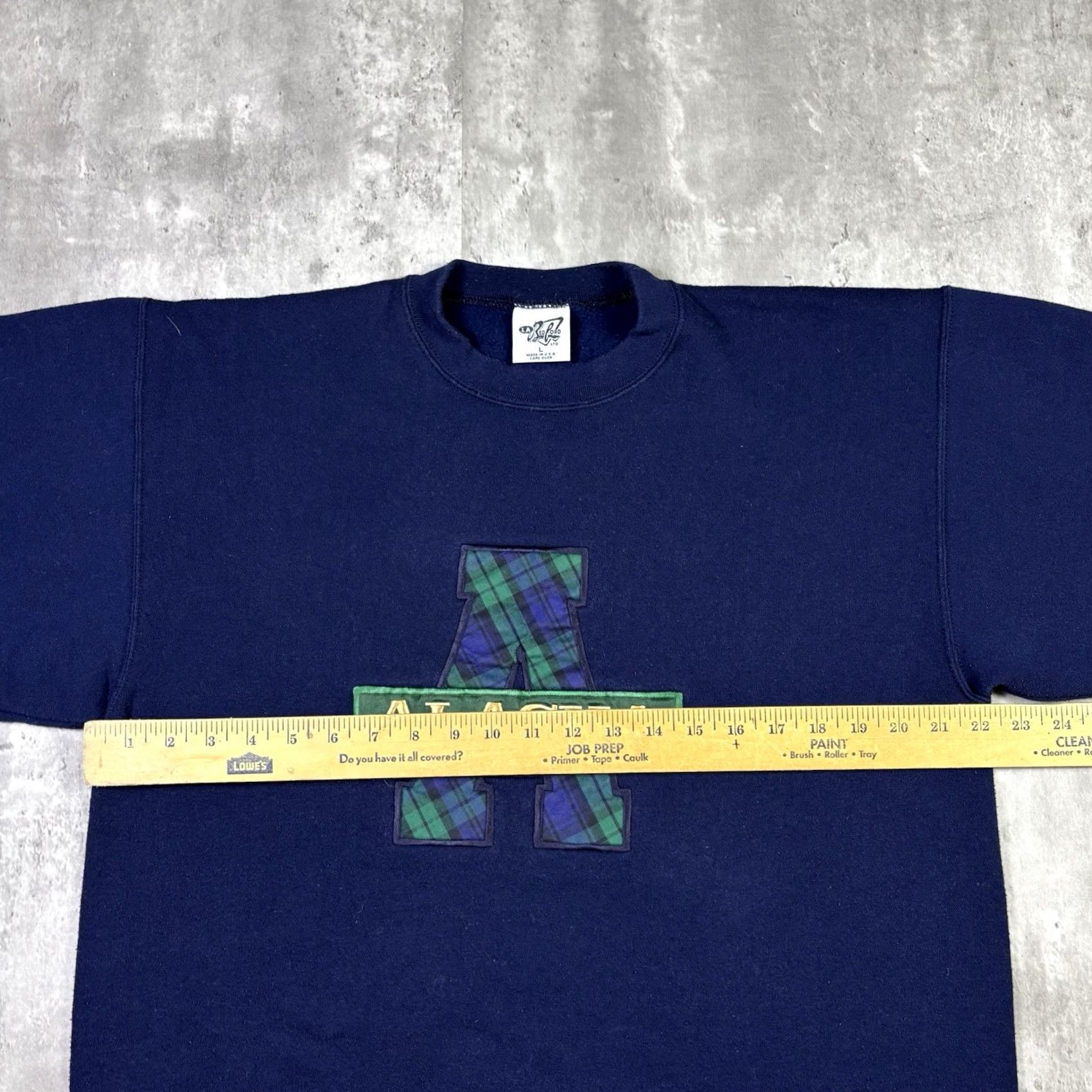 Vintage VINTAGE Alaska Sweatshirt Embroidered Navy Blue Pullover Adult Large 90s Size US L / EU 52-54 / 3 - 3 Thumbnail