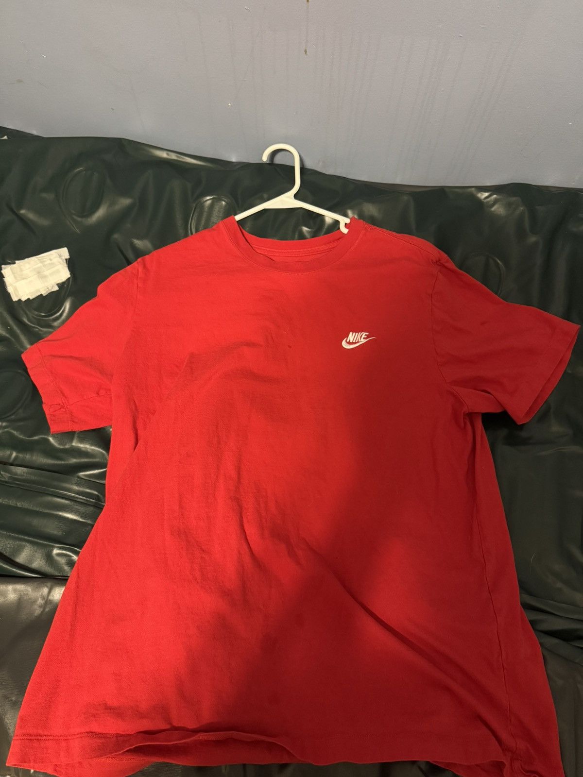 Nike Red nike logo shirt Size US XL / EU 56 / 4 - 3 Thumbnail
