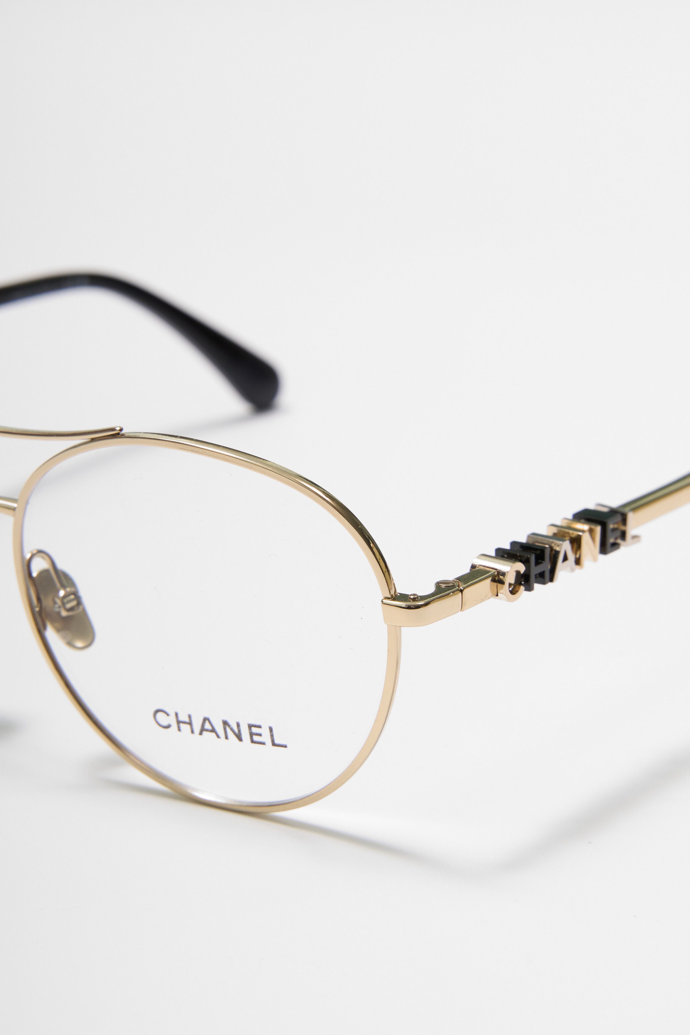 Chanel Chanel Pilot Eyeglasses Size ONE SIZE - 8 Thumbnail