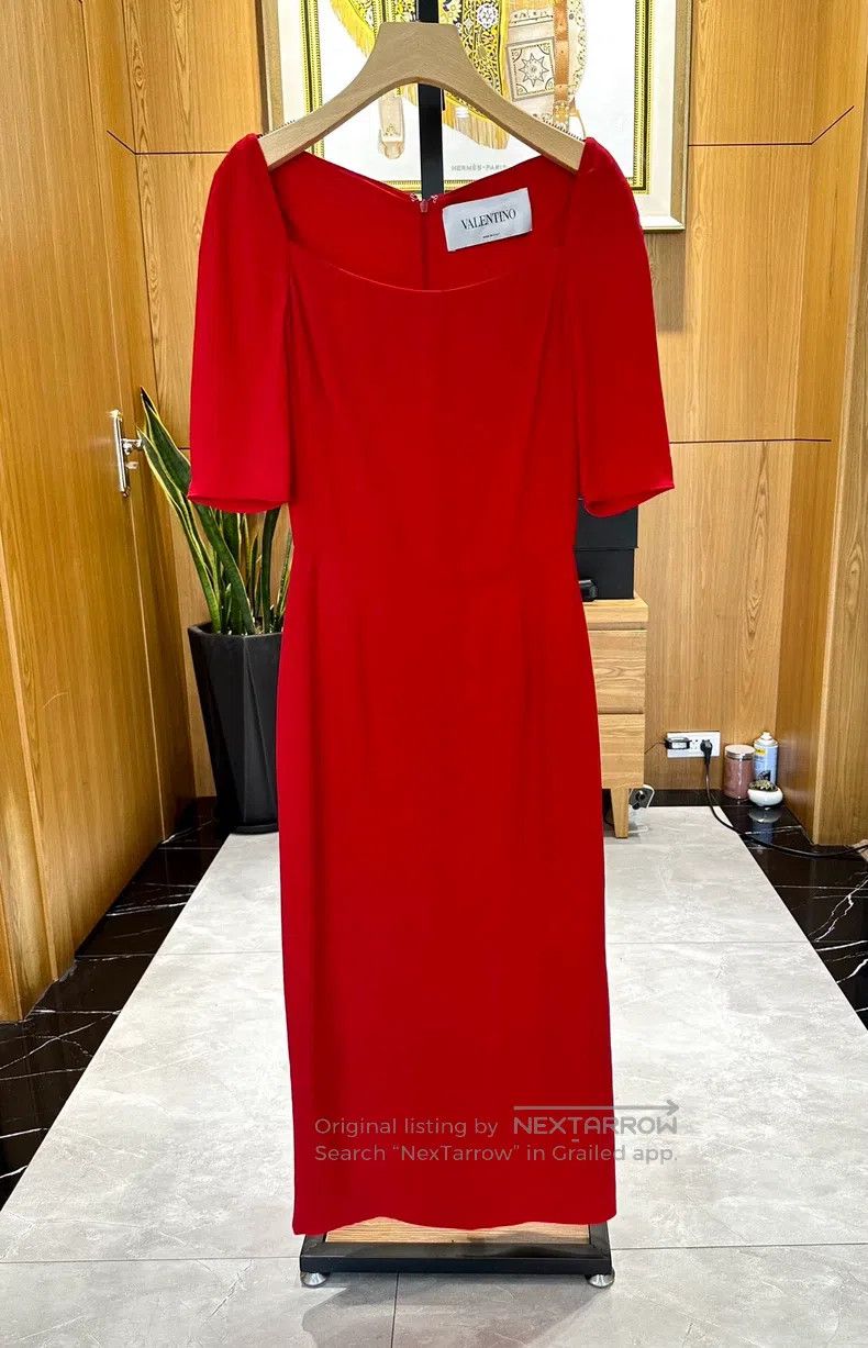 Valentino Red slim dress