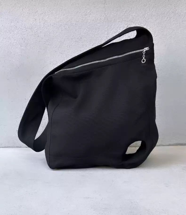 Kiko Kostadinov kiko kostadinov24 Spring/Summer new black crossbody shoulde Size ONE SIZE - 1 Thumbnail