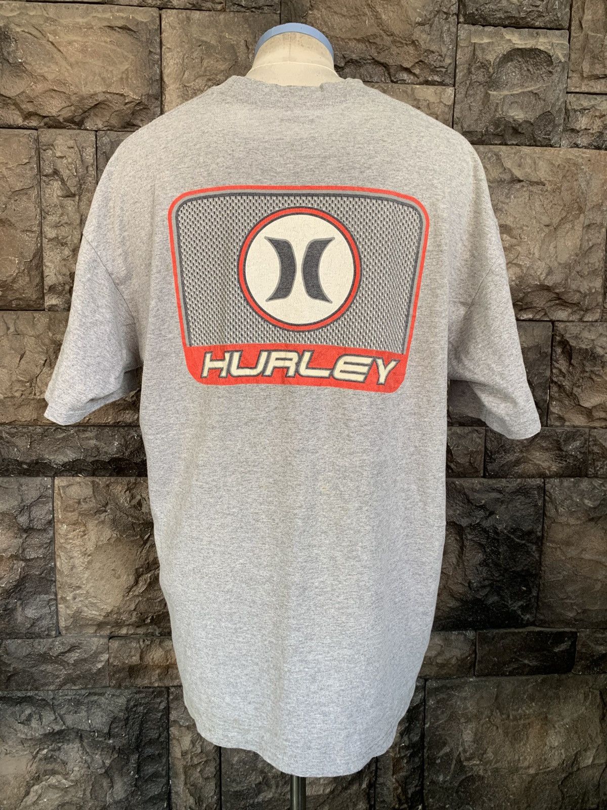 Hurley Vintage Hurley Big Logo T shirt Size US L / EU 52-54 / 3 - 2 Thumbnail