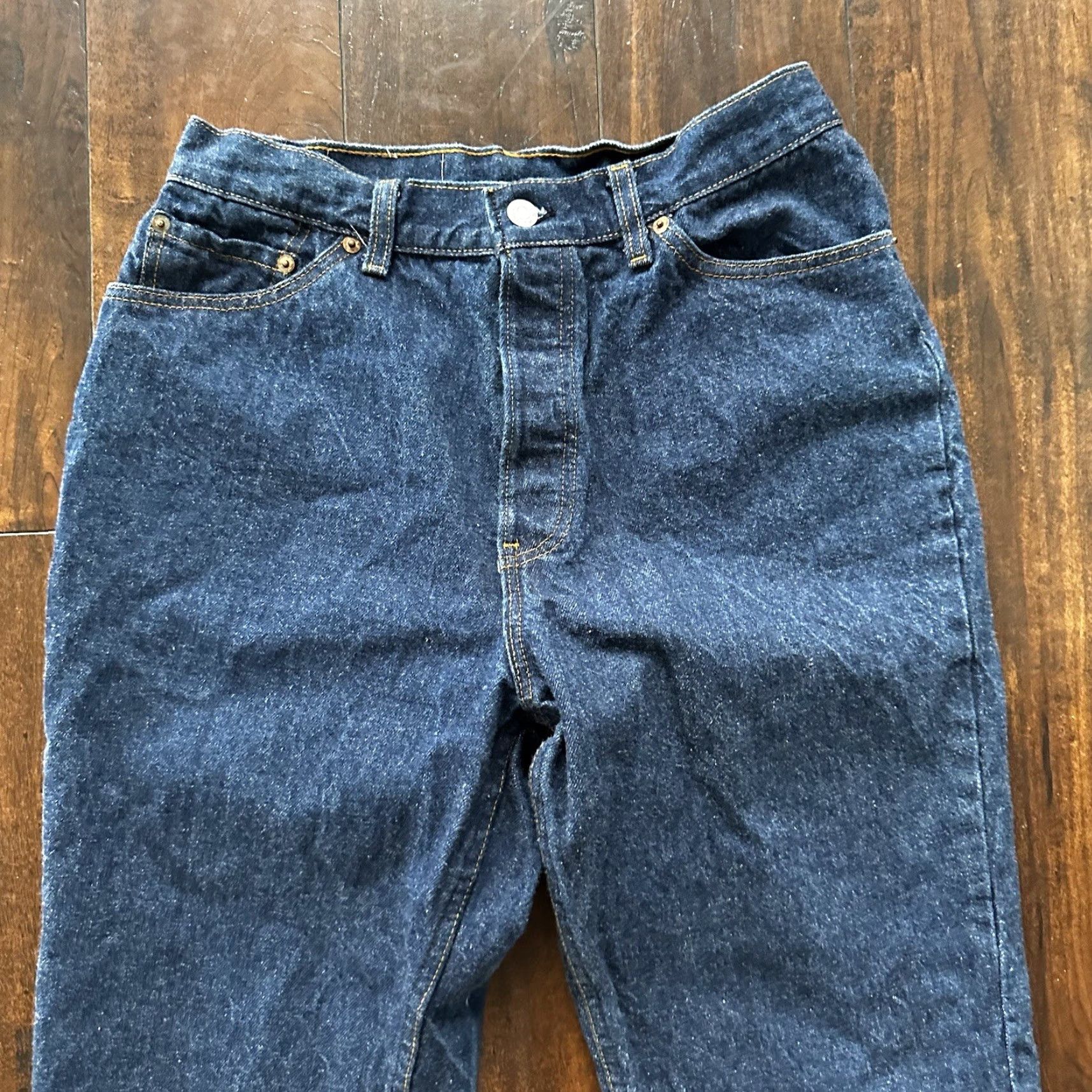 Levi's VINTAGE Levi's 501 High Waist Button Fly Jeans 28x31 Blue Denim 90s Womens Size 28" / US 6 / IT 42 - 2 Thumbnail