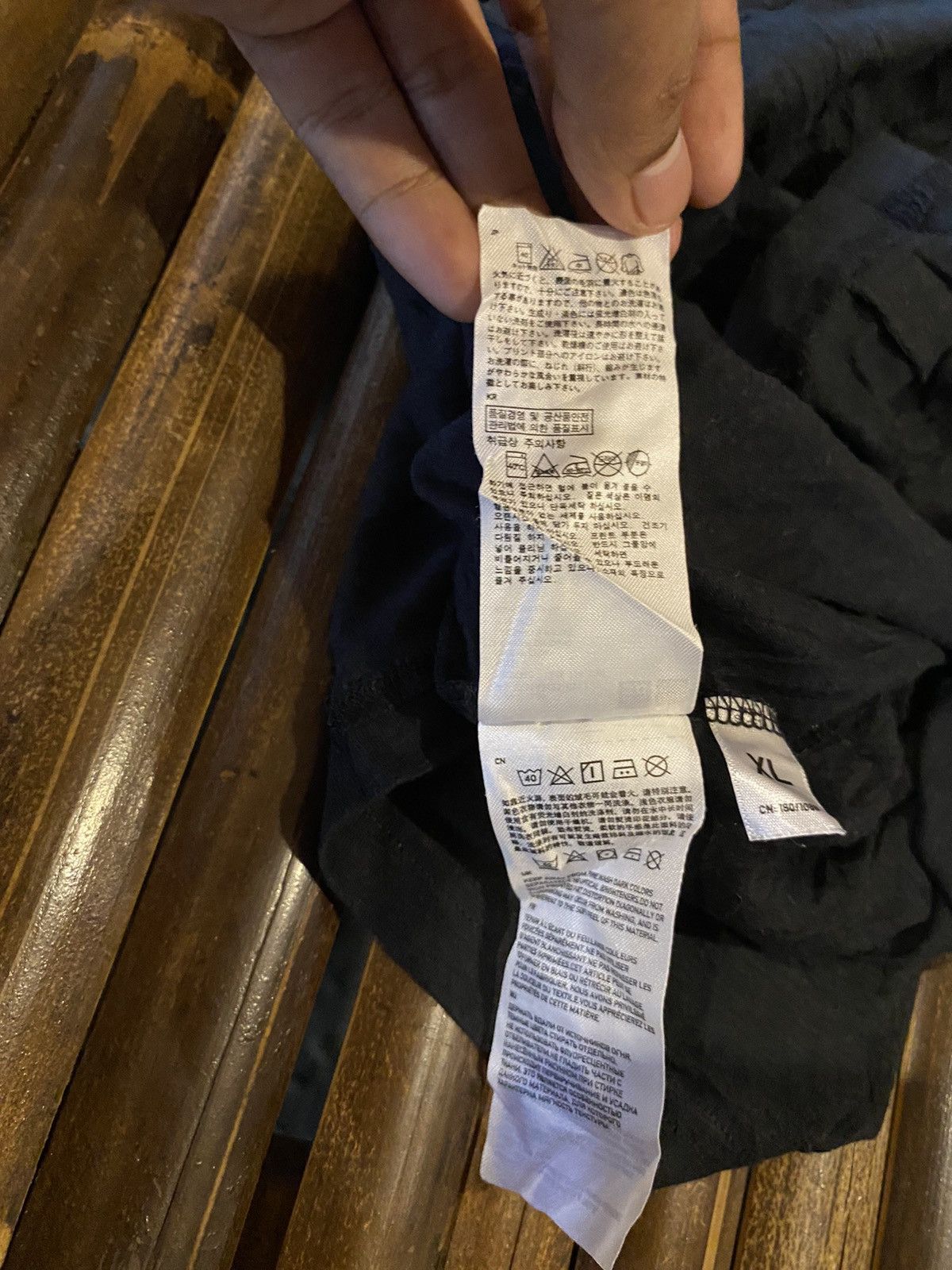 Undercover UNIQLO X UNDERCOVER SKULL ART LONG SLEEVE Size M / US 6-8 / IT 42-44 - 9 Thumbnail