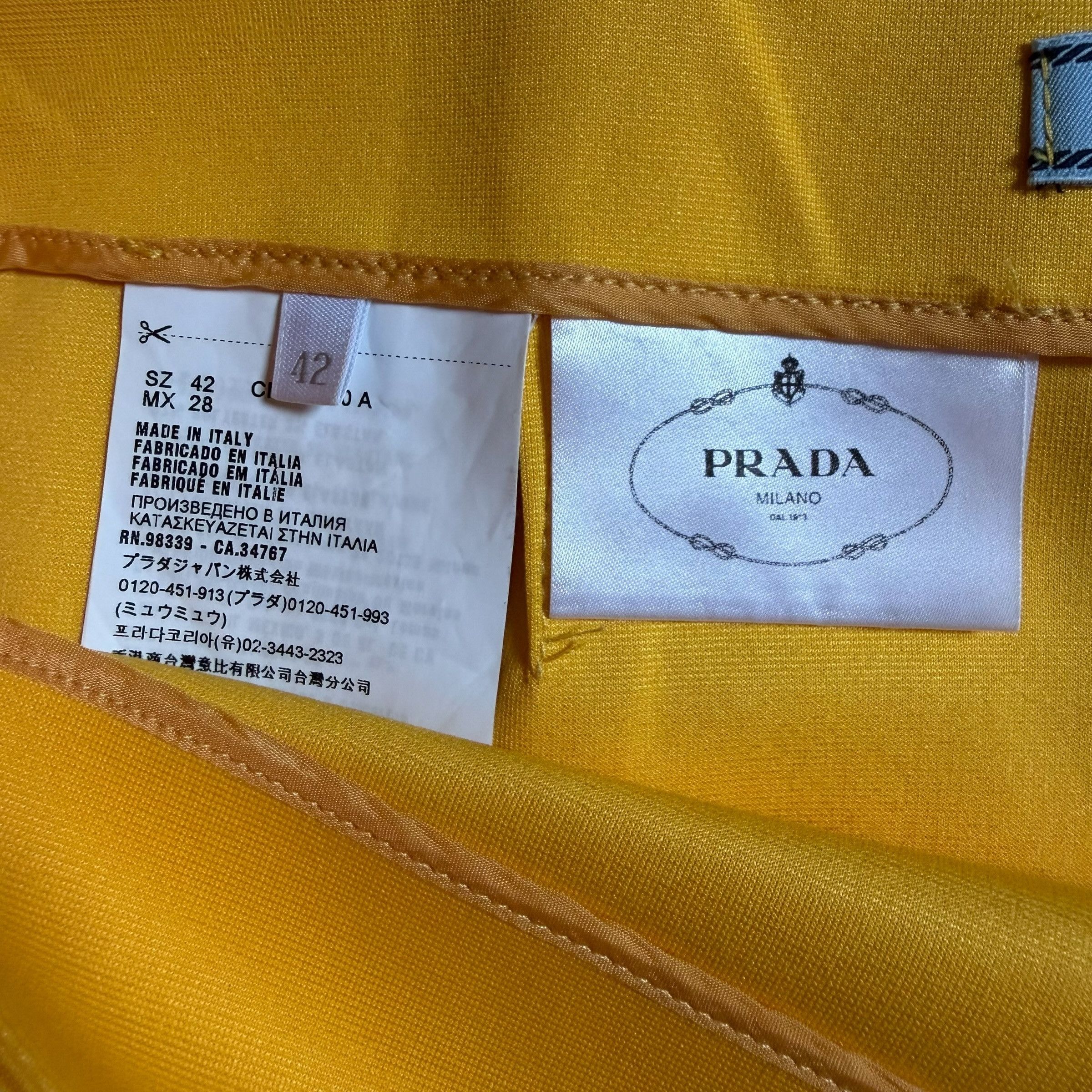 Prada PRADA AW2019 MINI SKIRT Size 28" / US 6 / IT 42 - 10 Thumbnail