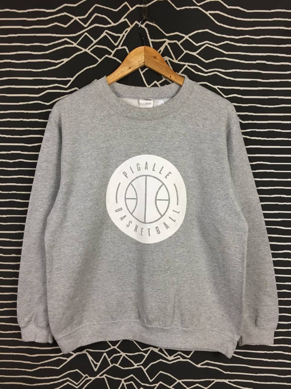 Vintage Pigalle Basketball Classic Logo Crewneck Sweatshirt Size M Size US M / EU 48-50 / 2 - 1 Thumbnail