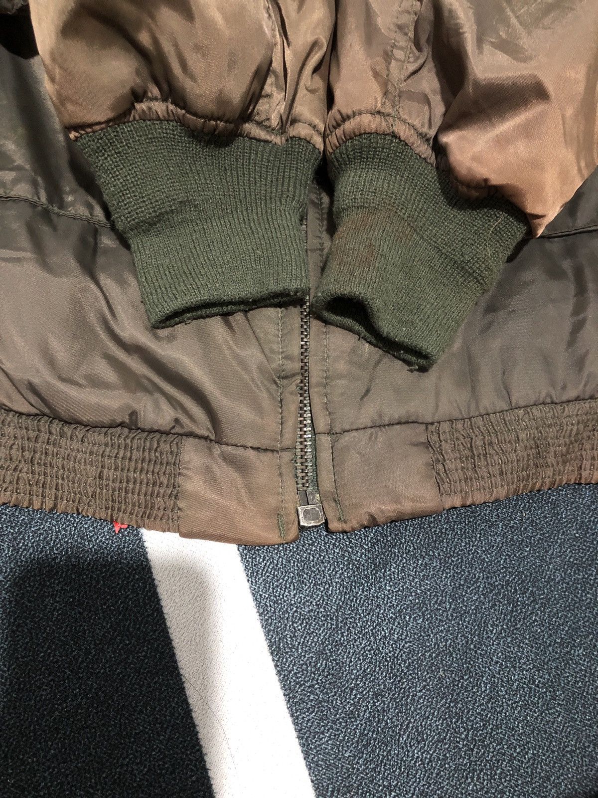 Vintage Vintage ARMY Bomber Jacket Embroidery Size US L / EU 52-54 / 3 - 11 Thumbnail