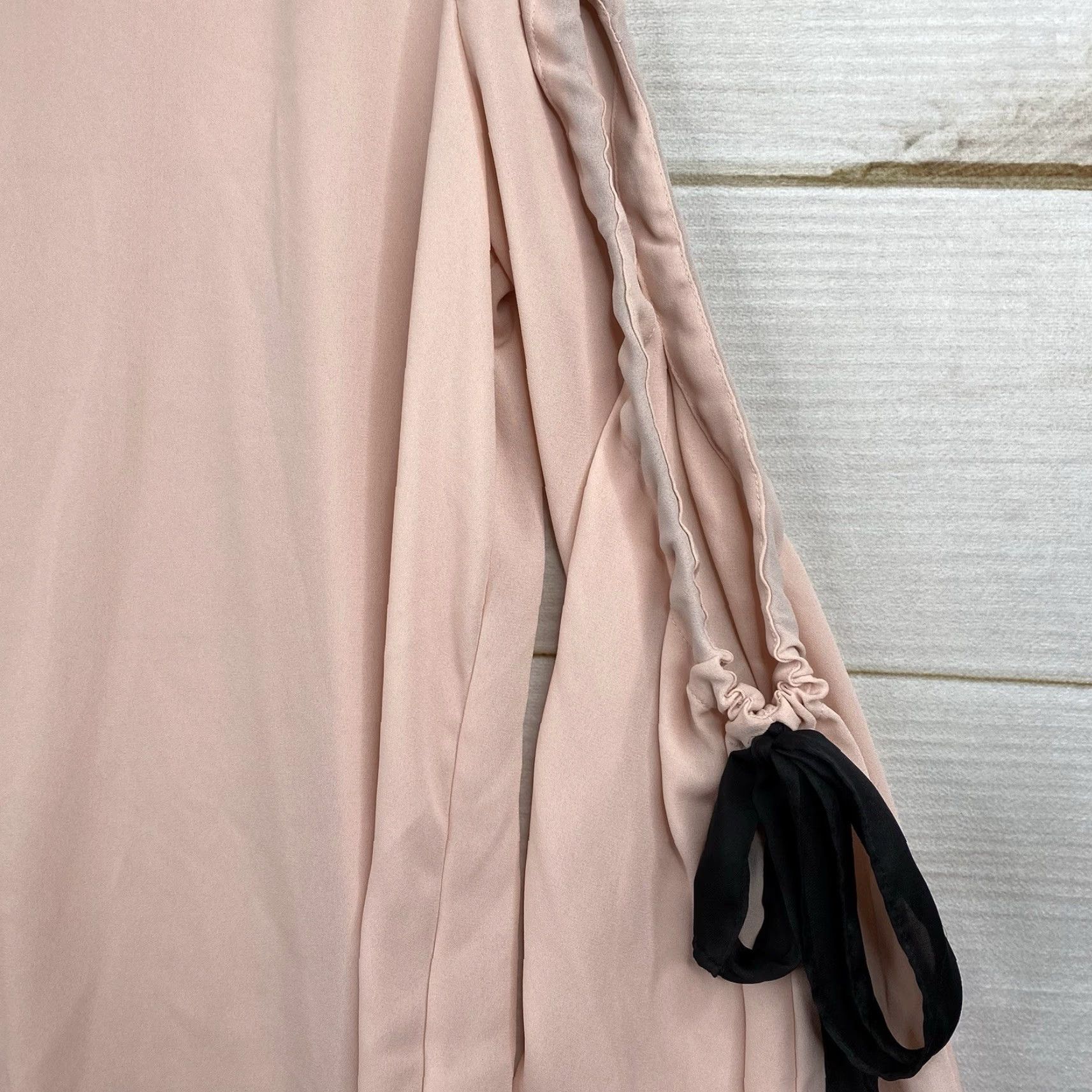 Pinko ANA Blouse Womens L Pink Round Neck Slit Sleeve Lined Keyhole Back Knit Top Costume? Size L / US 10 / IT 46 - 2 Thumbnail