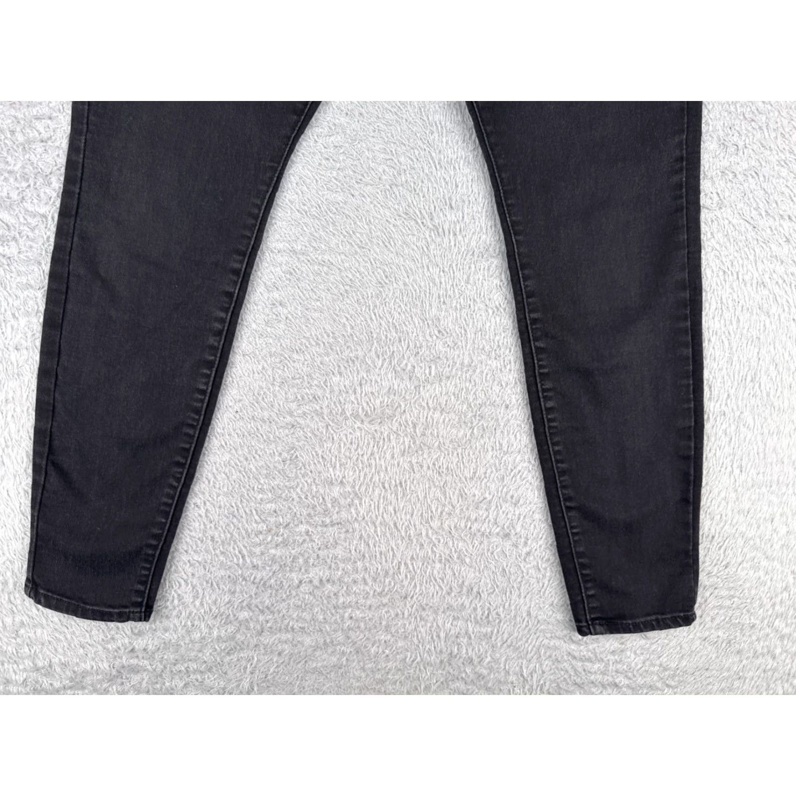 Levi's Levis Jeans Women 29 Black Denim Mid Rise Skinny Cotton Blend 29x28 Jeans Women's Black 29 28 Levi's Skinny Modern 5-Pocket Mens? Size 29" - 2 Thumbnail