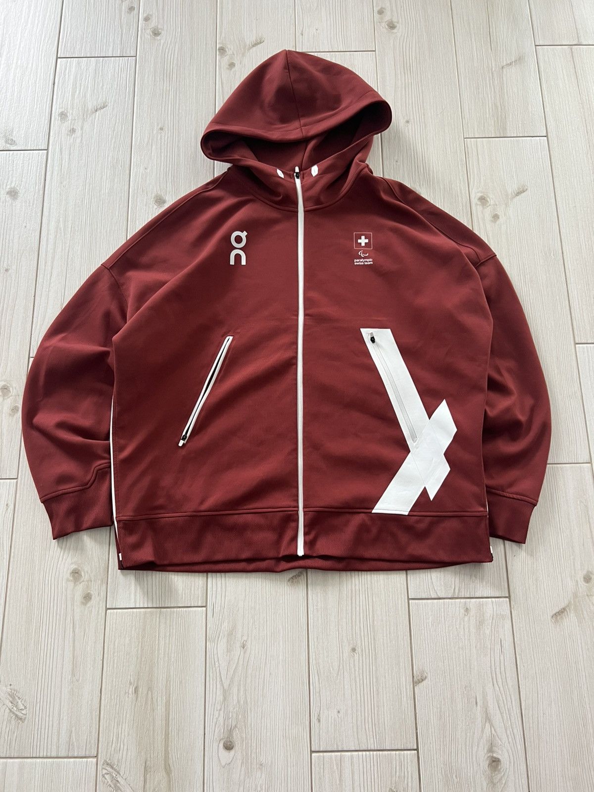 Sports Specialties On Running Swiss Paralympic Team Hoodie Jacket Burgundy Size US XL / EU 56 / 4 - 2 Thumbnail