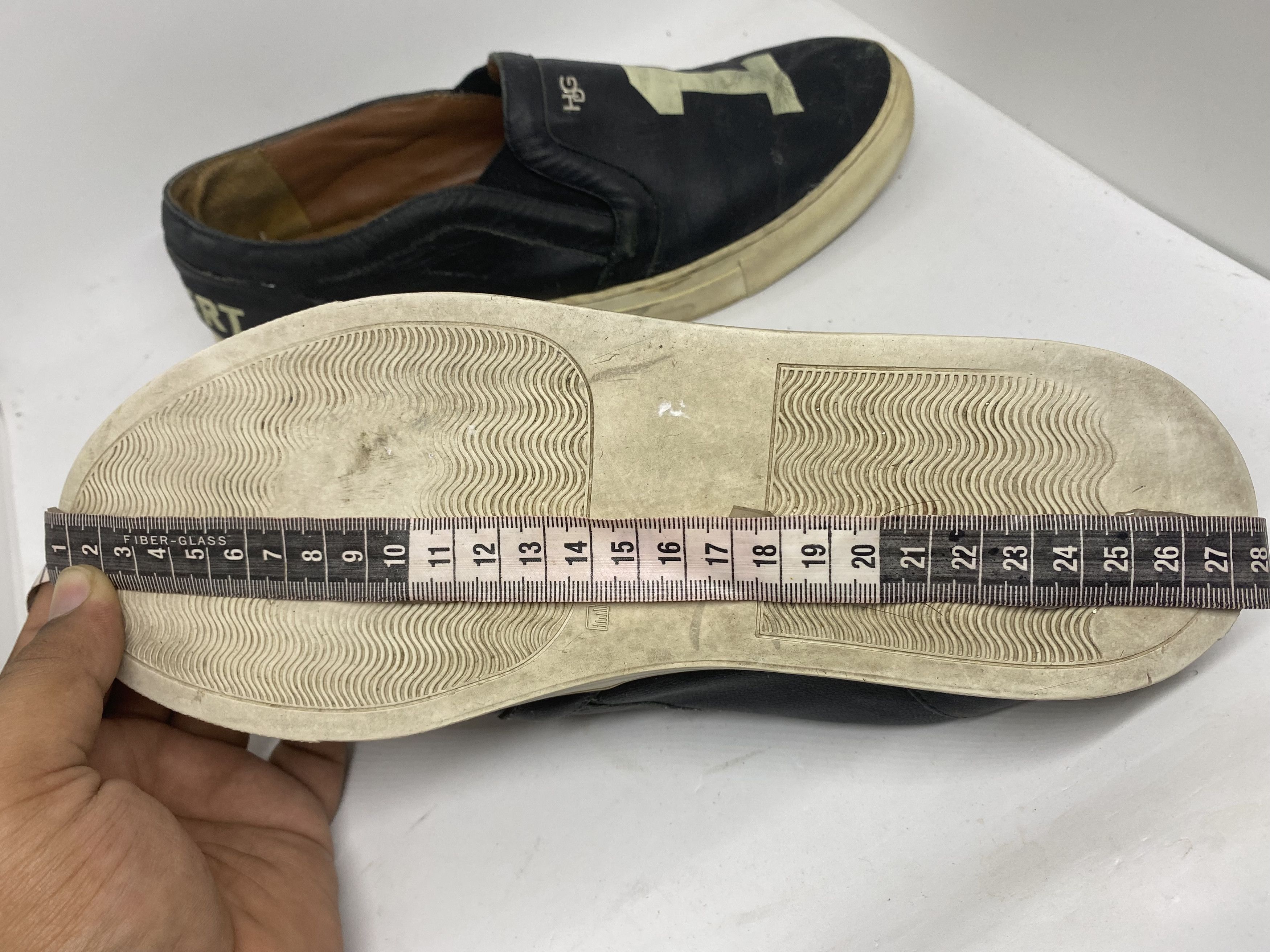 Givenchy Givenchy pervert 17 slip on sneakers Size US 7 / EU 40 - 11 Thumbnail