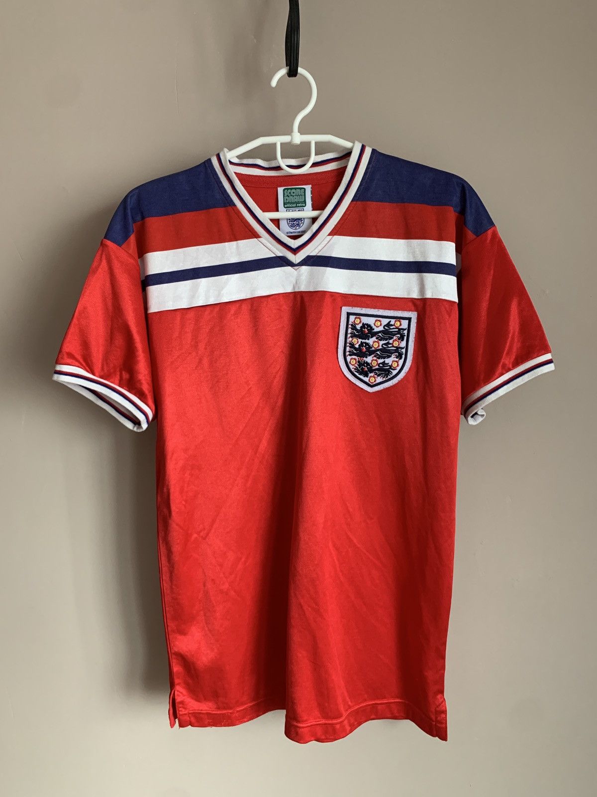 Vintage England 1980 Away Football Shirt Score Draw Soccer Jersey S Size US S / EU 44-46 / 1 - 1 Thumbnail