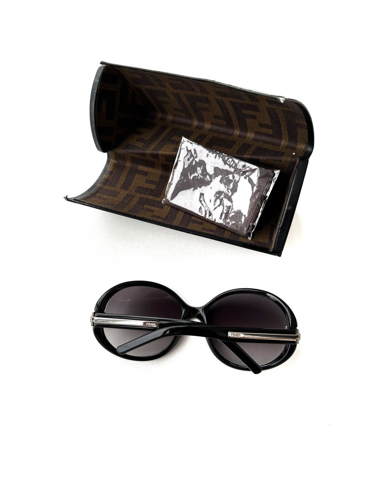 Fendi Vintage Fendi Sunglasses Size ONE SIZE - 1 Thumbnail
