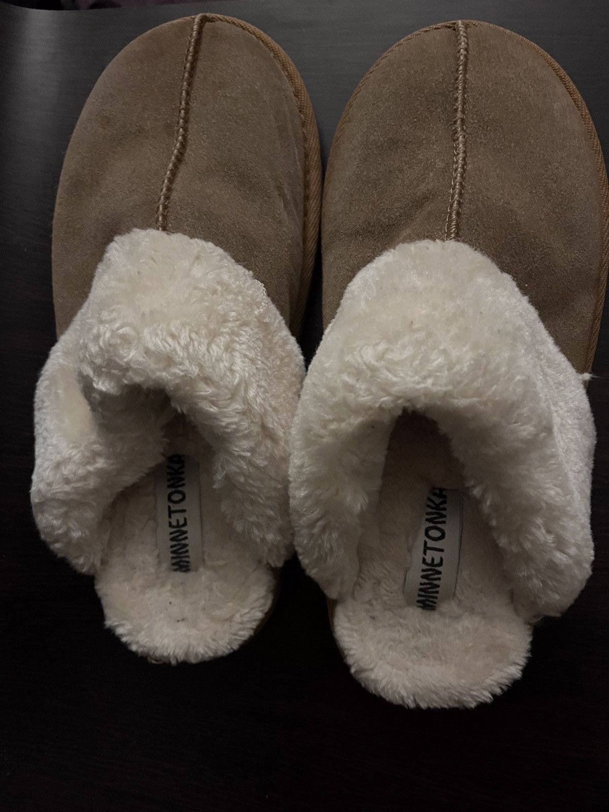Minnetonka MinneTonka Women’s Chesney Slippers Size 10W Size US 10 / IT 40 - 3 Thumbnail