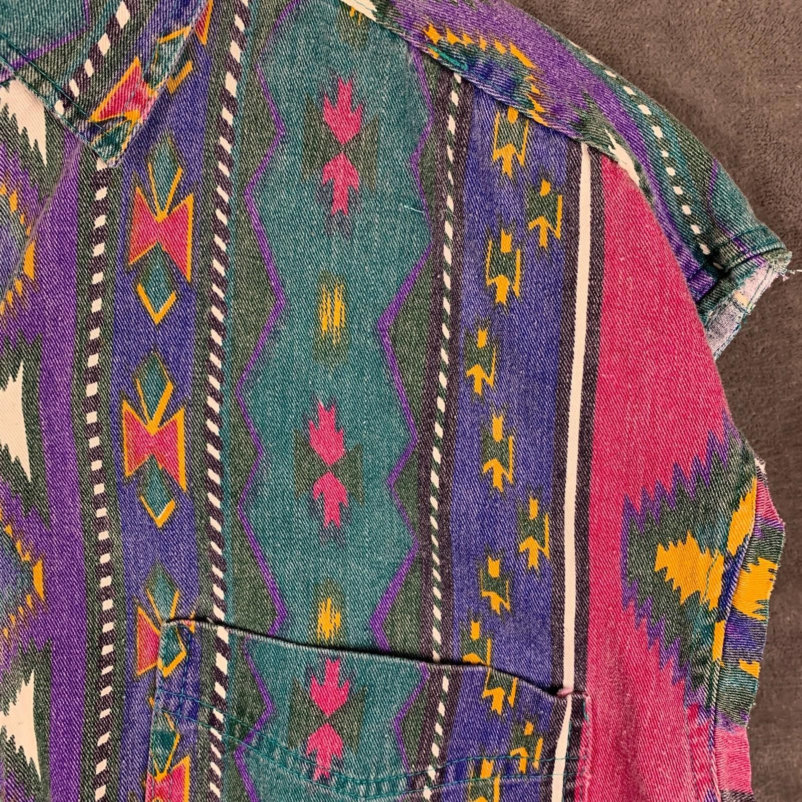Designer Vintage Womens QUIZZ DENIM Sleeveless Shirt Aztec Size S 300 Size S / US 4 / IT 40 - 7 Thumbnail