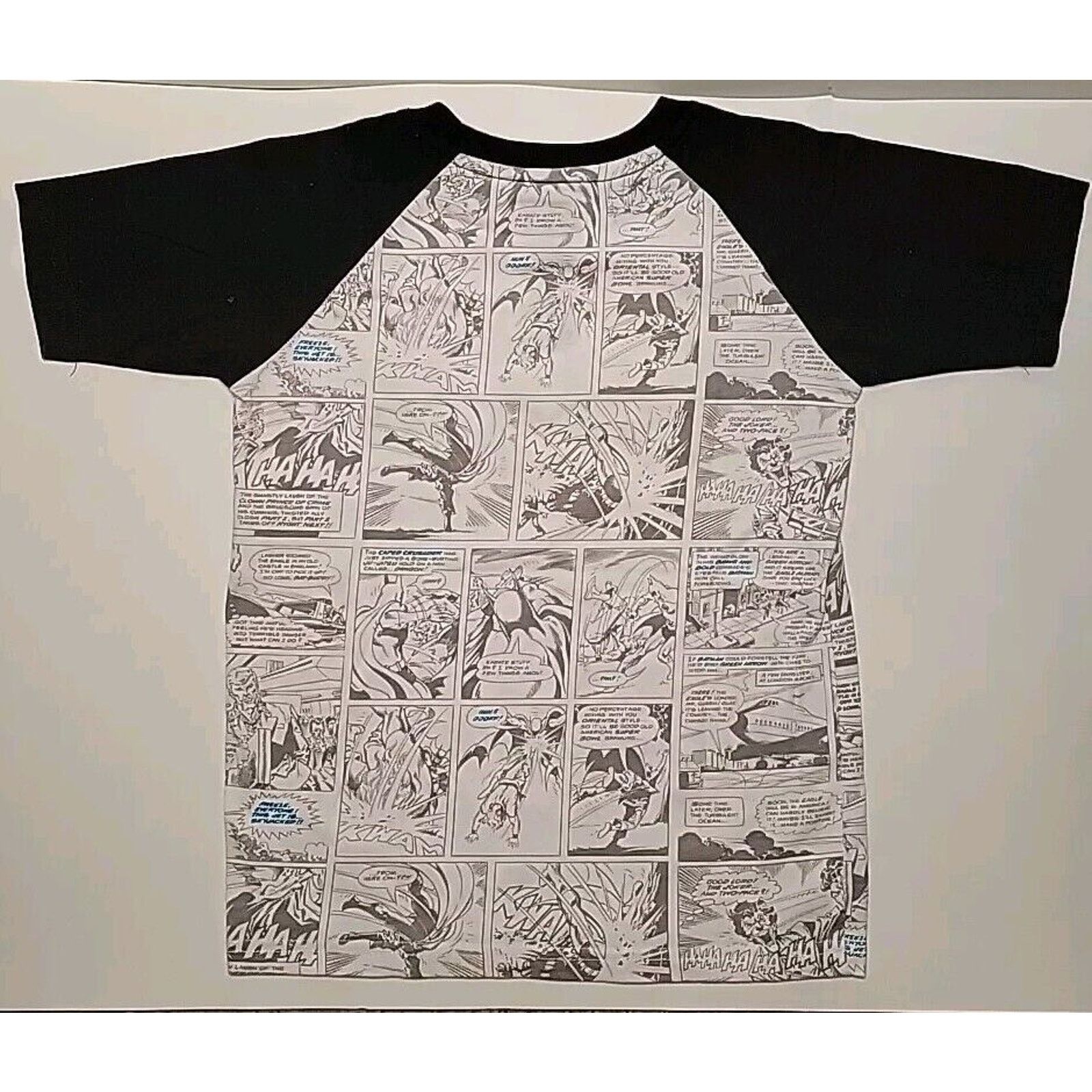 DC Comics DC Comic Batman Embroidered Vintage Youth T Shirt Size 6/7 Size US XXS / EU 40 - 5 Thumbnail
