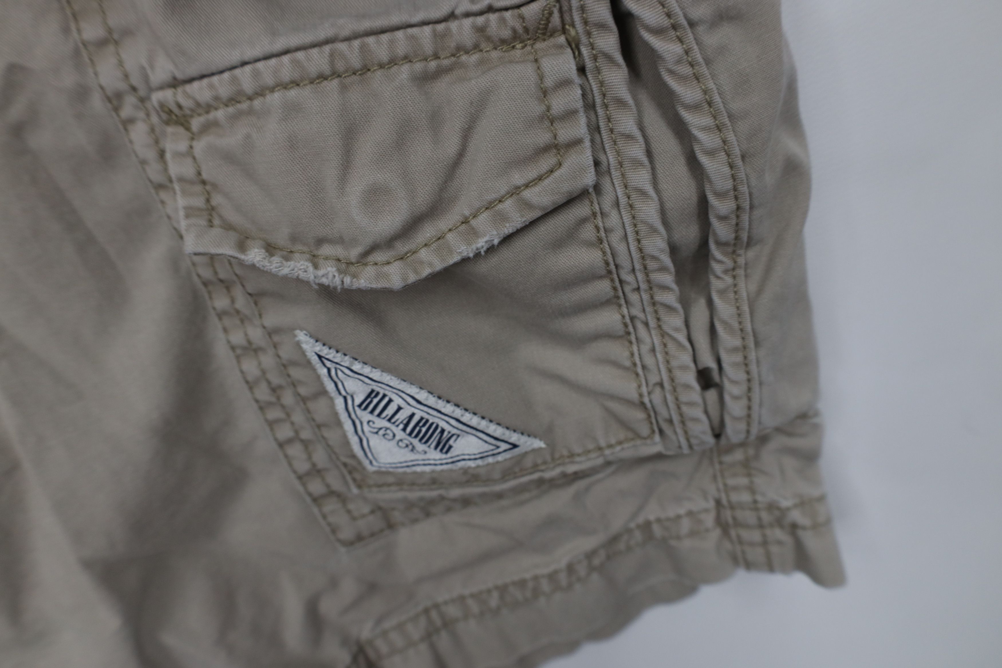 Billabong Vintage Y2K Billabong Surfing Spell Out Cargo Shorts Beige Size US 32 / EU 48 - 5 Thumbnail