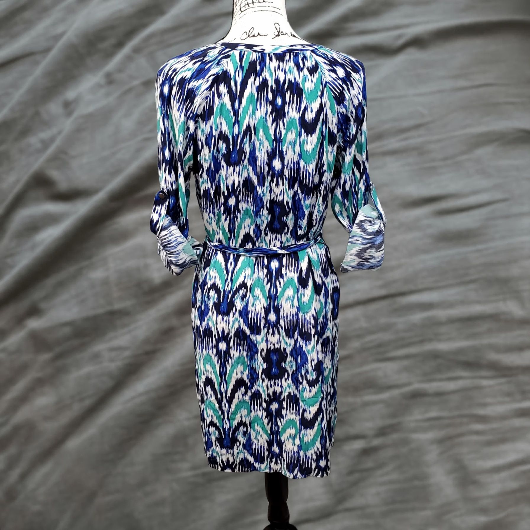 Banana Republic Banana Republic Dress Women's 4 V Neck Button Tie Midi Sheath Roll Tab Sleeve Multicolor Geometric 100% Rayon Spring Summer Womens Size 4 Size S / US 4 / IT 40 - 1 Thumbnail