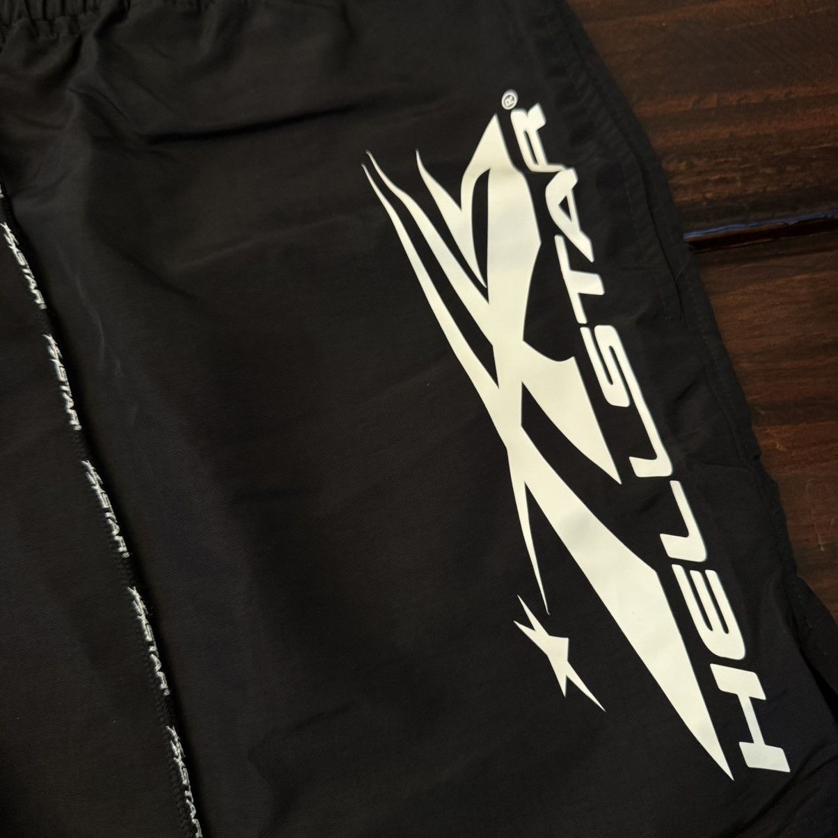 HELLSTAR HELLSTAR Sports Tri-Logo Athletic Nylon Shorts Size US 34 / EU 50 - 4 Thumbnail