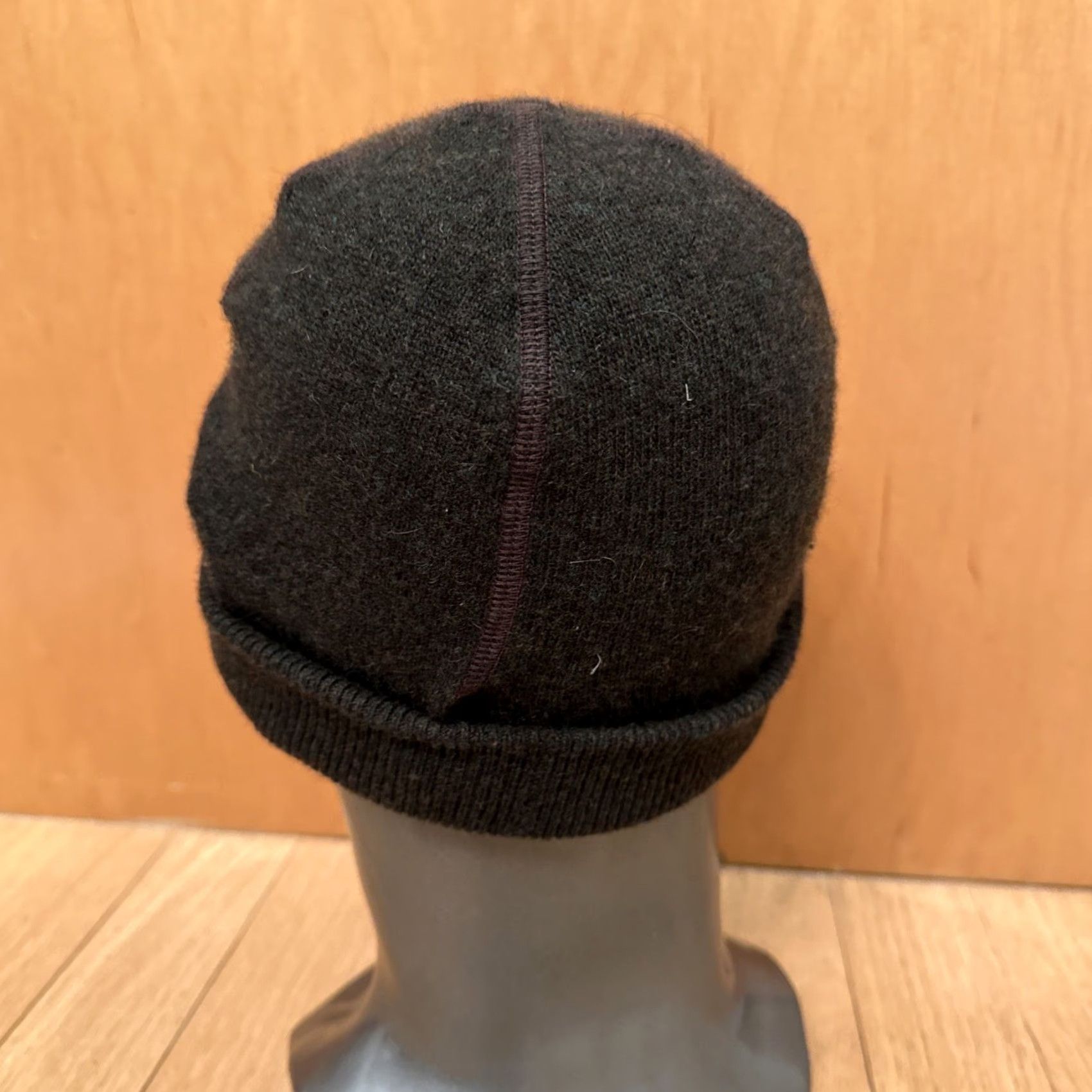 Marc Jacobs MARC JACOBS Beanie Hat Cashmere Unisex Winter One Size Green NWT Cap Lightweight Classic Hats & Accessories Size ONE SIZE - 3 Thumbnail