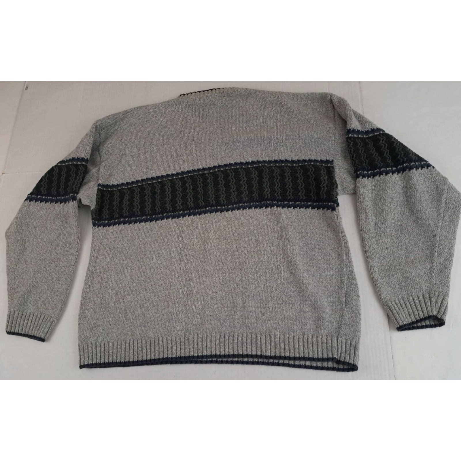 Vintage VINTAGE Liberty Sweater Unisex Adults XL Pullover V-Neck Knit Sweatert Shirt Shirt? Size US XL / EU 56 / 4 - 4 Thumbnail