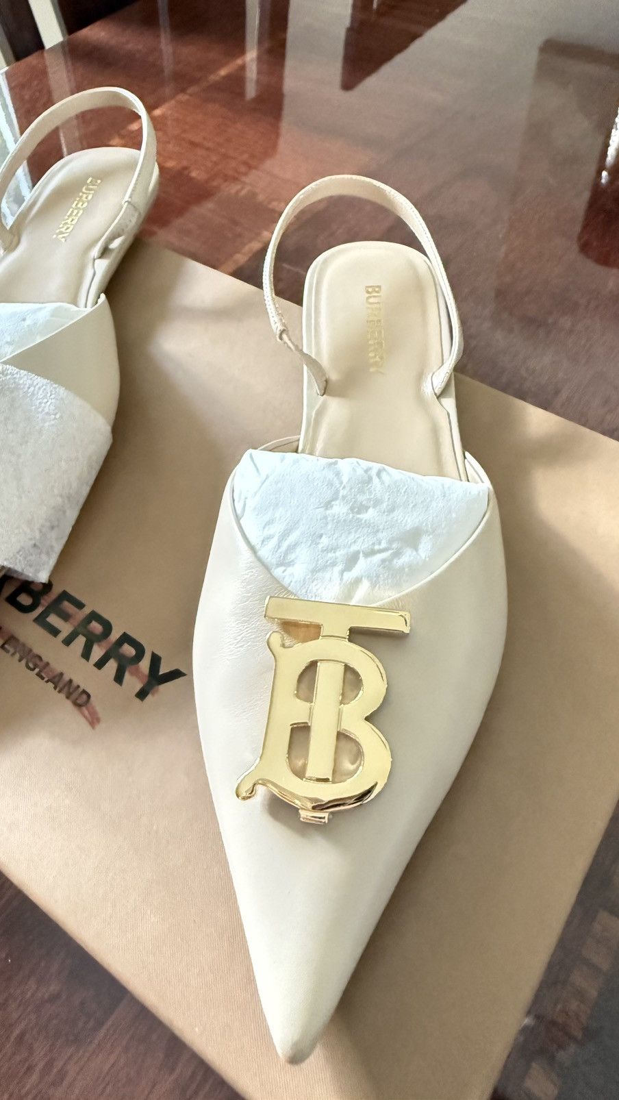 Burberry Burberry Flats Size US 6 / IT 36 - 2 Thumbnail