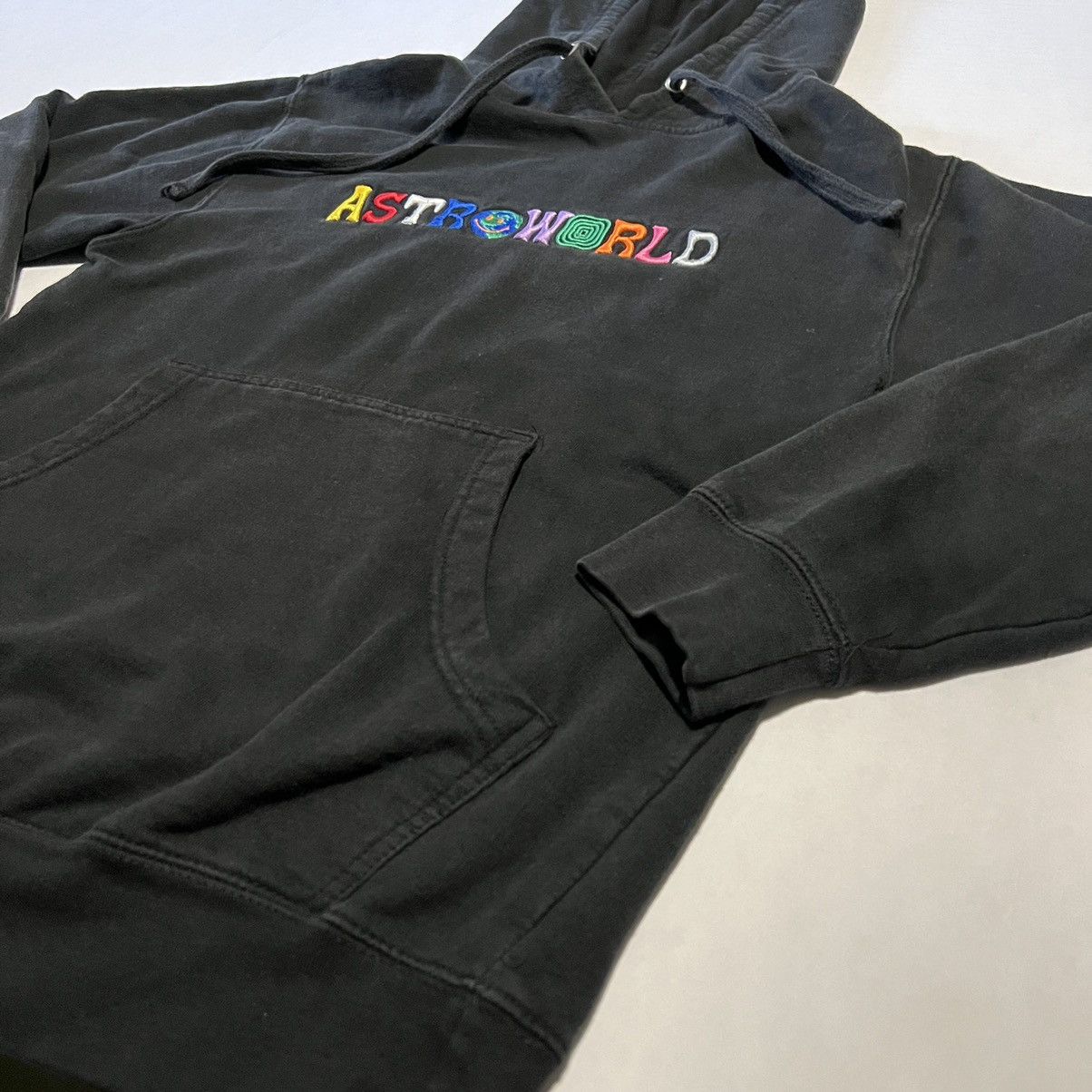 Travis Scott Travis Scott Astroworld Hoodie 100% Authentic Rare Size US S / EU 44-46 / 1 - 12 Thumbnail