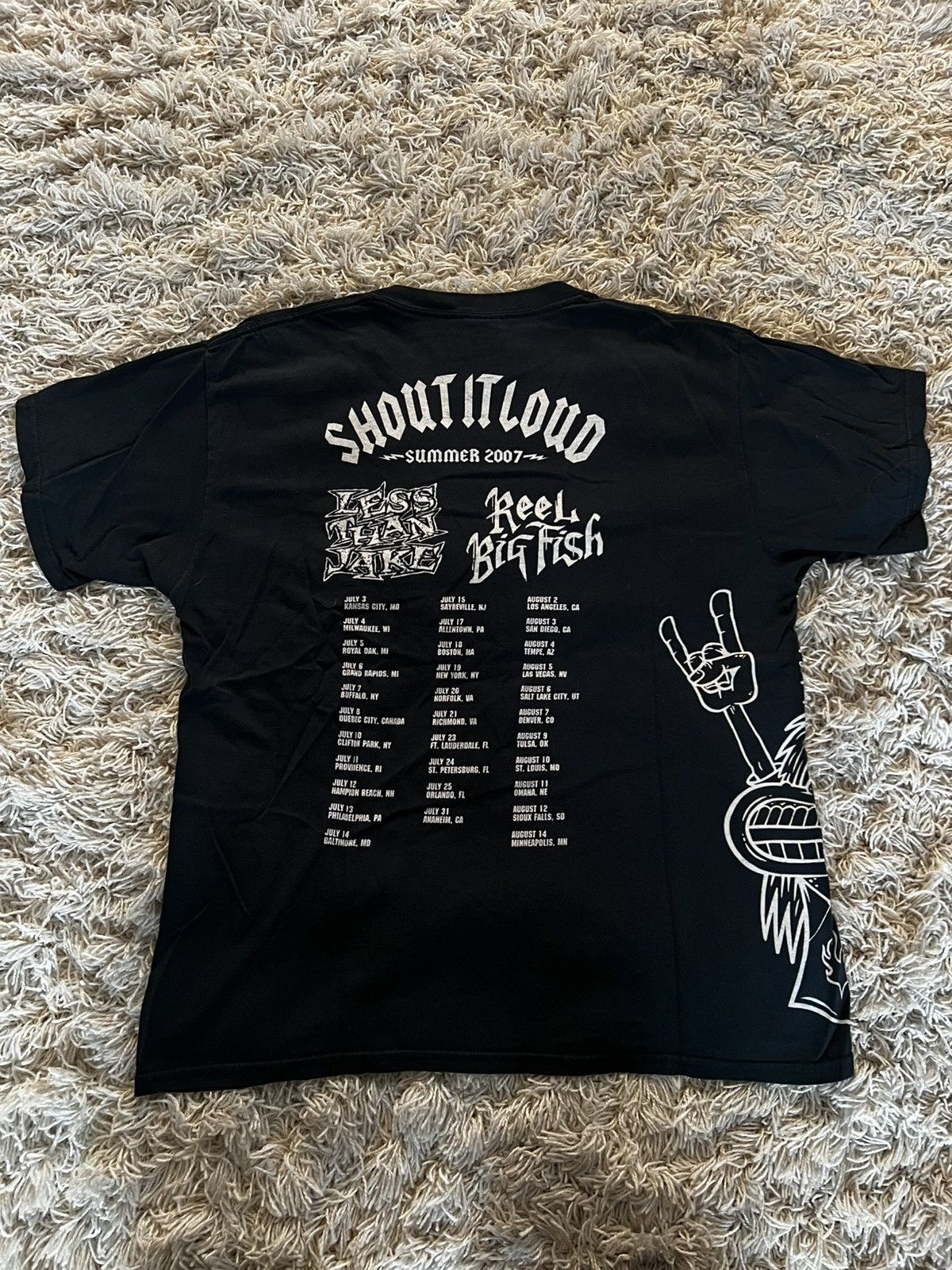 Vintage 2007 Shout it loud less than Jake tour Tee Size US M / EU 48-50 / 2 - 2 Thumbnail