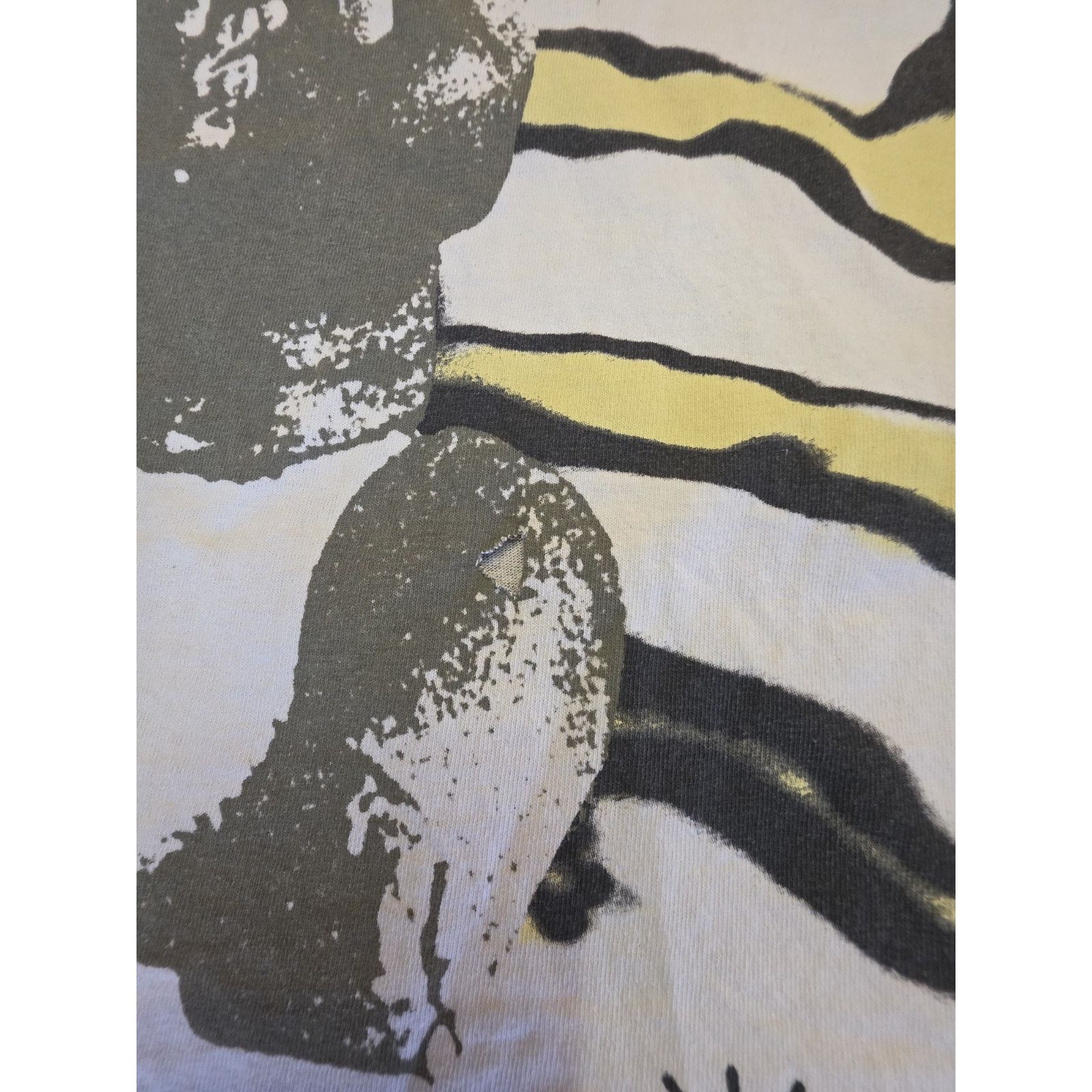 Travis Scott Travis Scott Cactus Jack + Kaws For Fragment Tee Size US XL / EU 56 / 4 - 4 Thumbnail