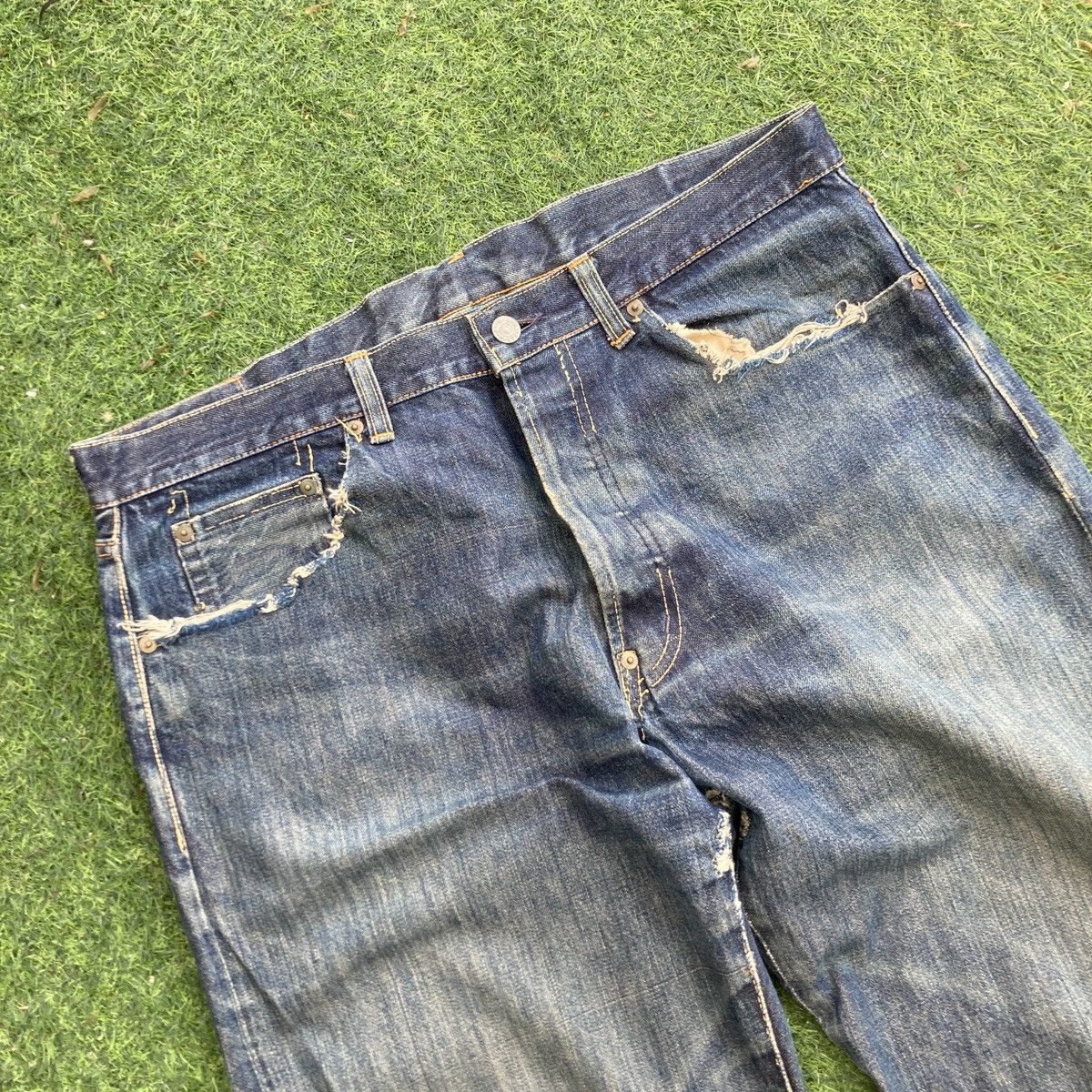 Studio D'Artisan VINTAGE STUDIO D’ ARTISAN BUCKLE BACK SELVEDGE DISTRESSED Size US 34 / EU 50 - 4 Thumbnail
