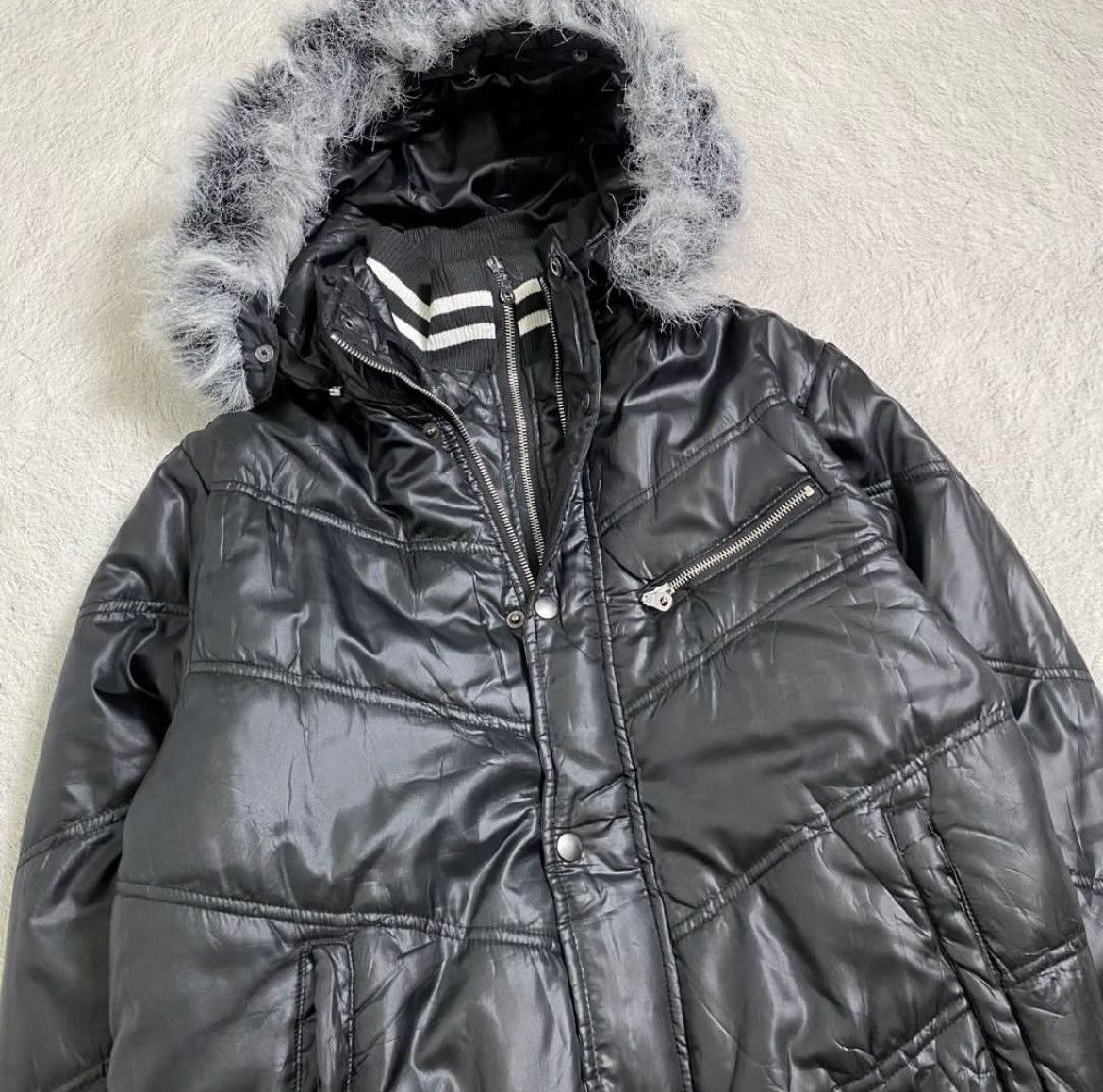 Japanese Brand 2000s Japanese arcive Fur Puffer Jacket Gilevan Black Gothic Size US M / EU 48-50 / 2 - 6 Thumbnail