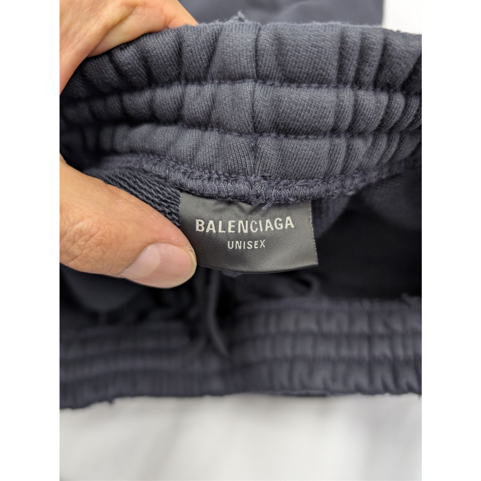 Balenciaga o1rshd1 Baggy Sweatpants in Washed Black Size US 28 / EU 44 - 13 Thumbnail