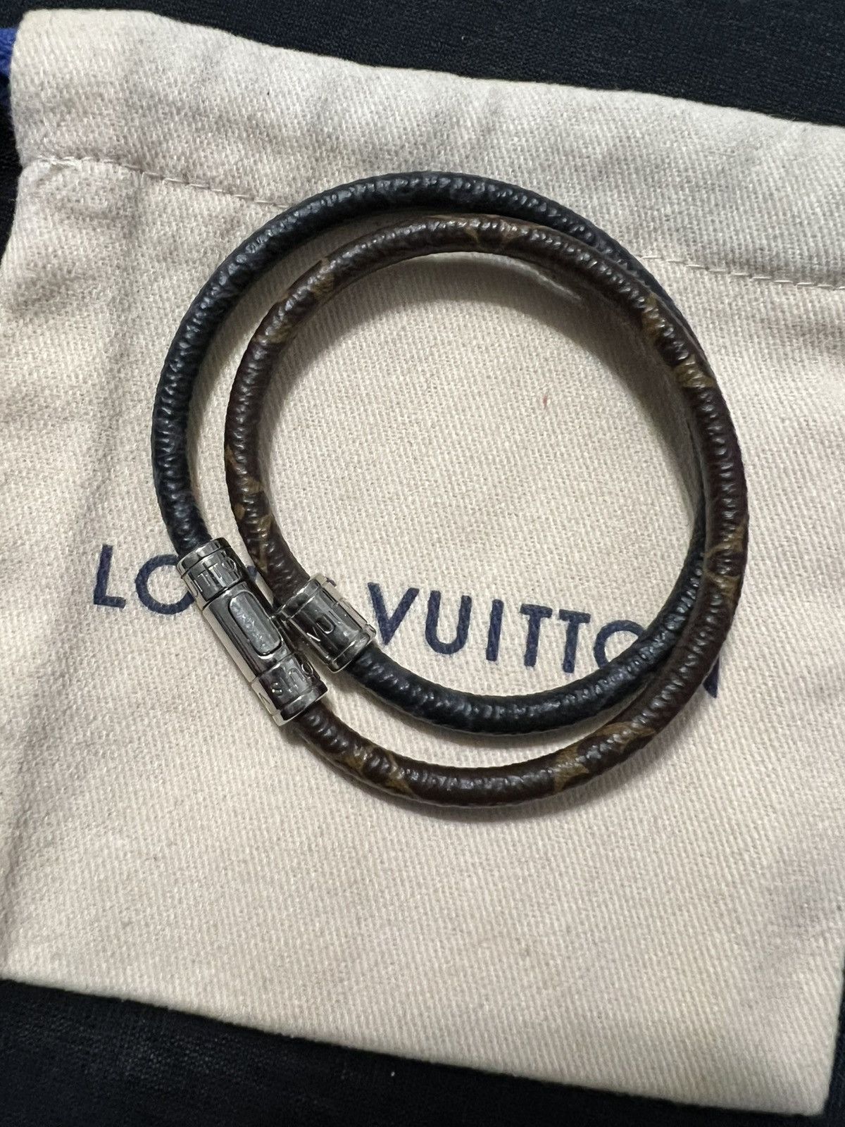 Louis Vuitton Keep It Double Leather Bracelet Size ONE SIZE - 7 Thumbnail