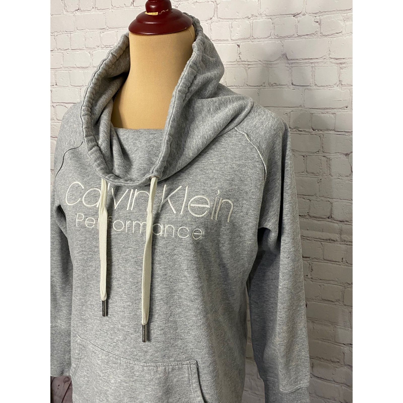 Calvin Klein Calvin Klein pullover sweaters Size M / US 6-8 / IT 42-44 - 2 Thumbnail