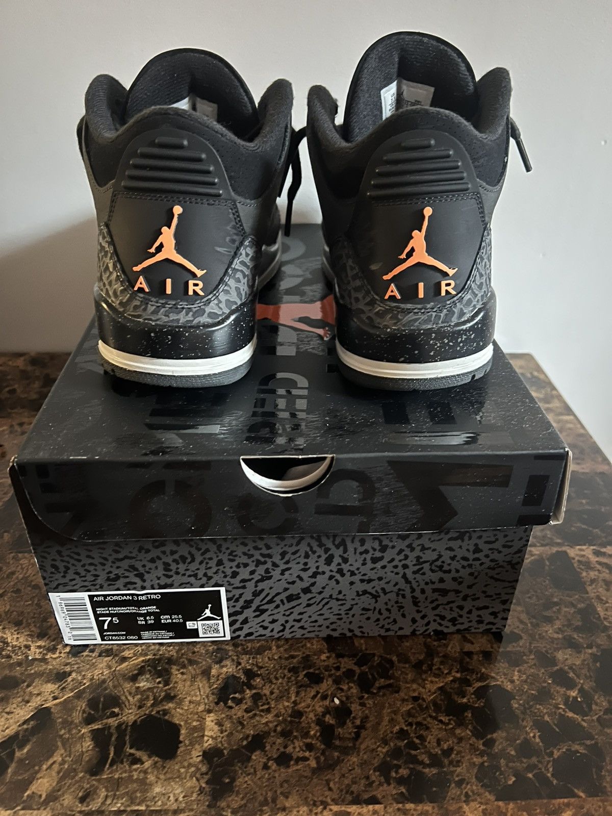 Jordan Brand Jordan 3 Retro Fear Pack (2023) Size US 7.5 / EU 40-41 - 4 Thumbnail